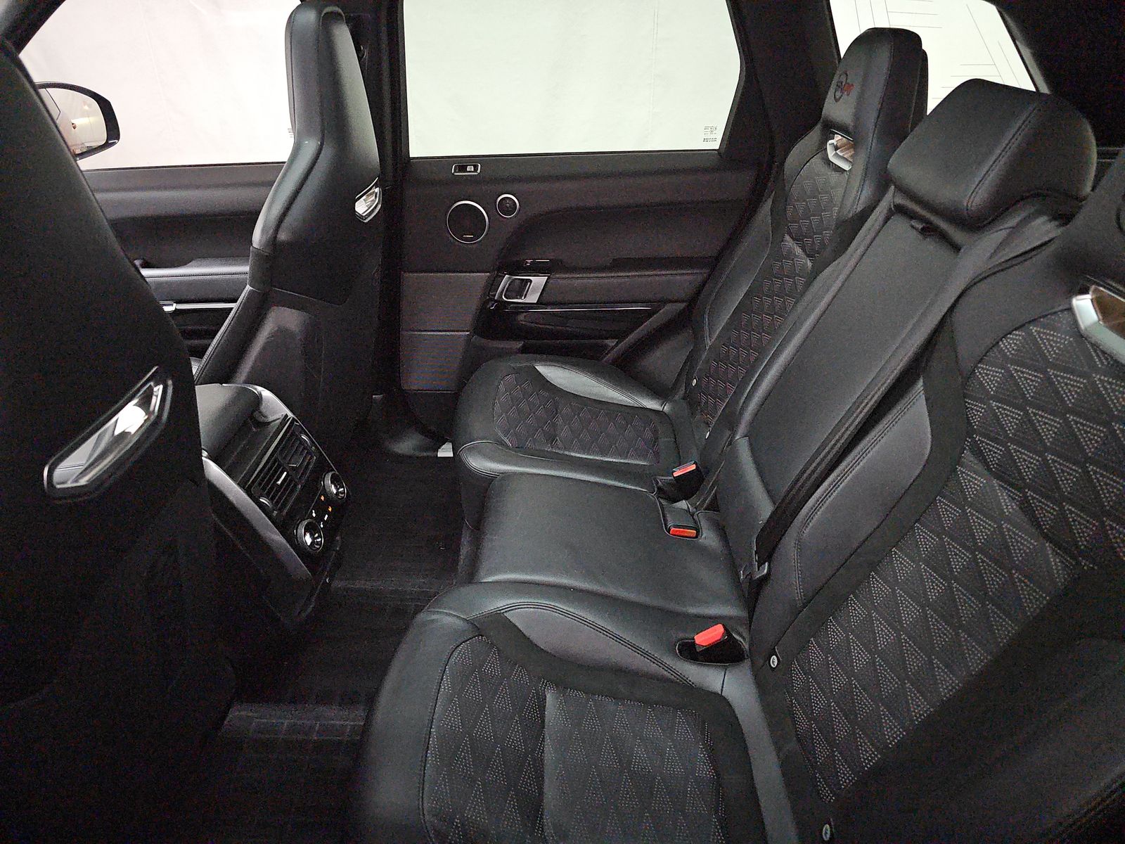 2022 Land Rover Range Rover Sport SVR Carbon Edition AWD