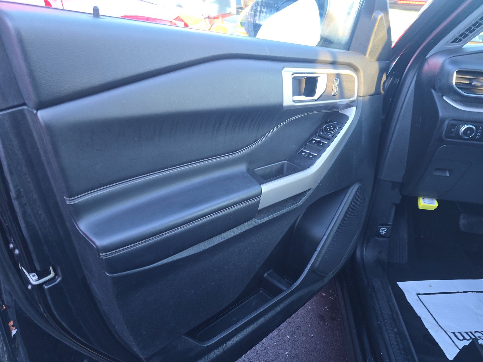 2022 Ford Explorer XLT AWD