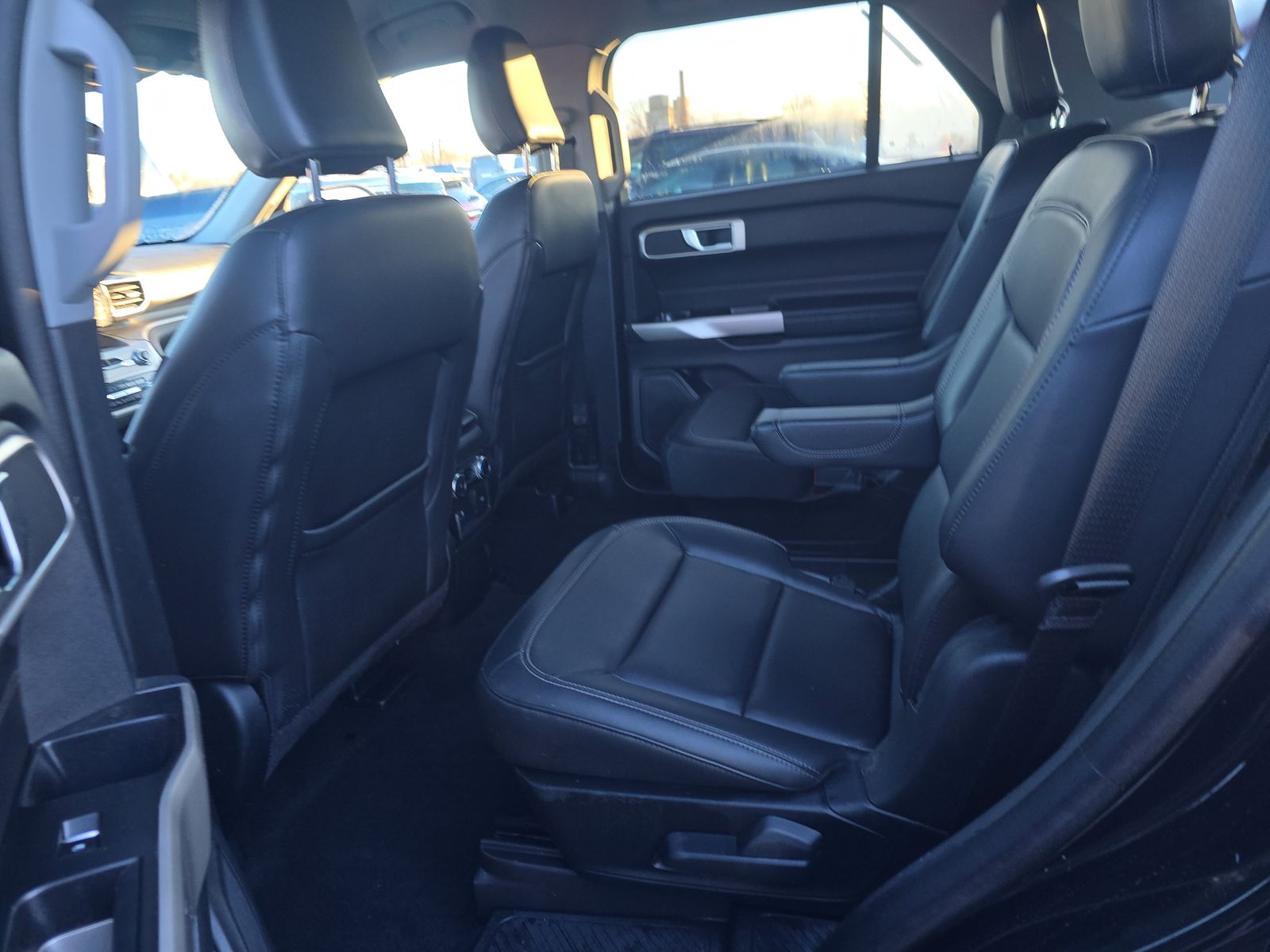 2022 Ford Explorer XLT AWD