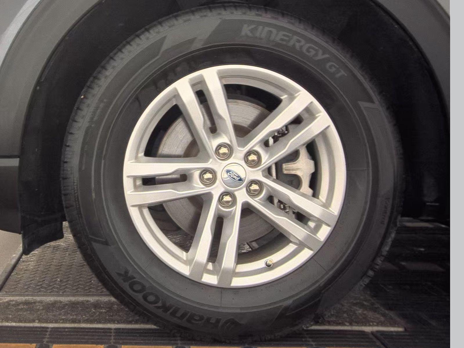 2022 Ford Explorer XLT FWD