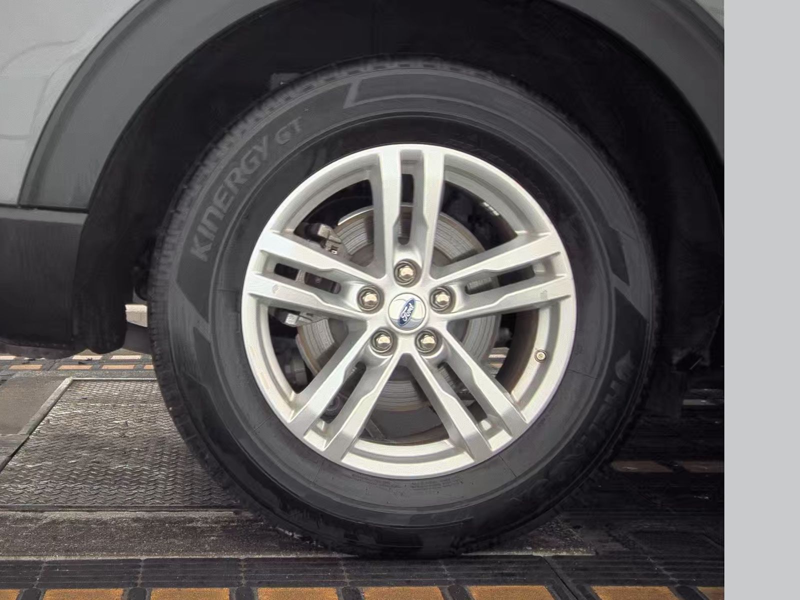 2022 Ford Explorer XLT FWD