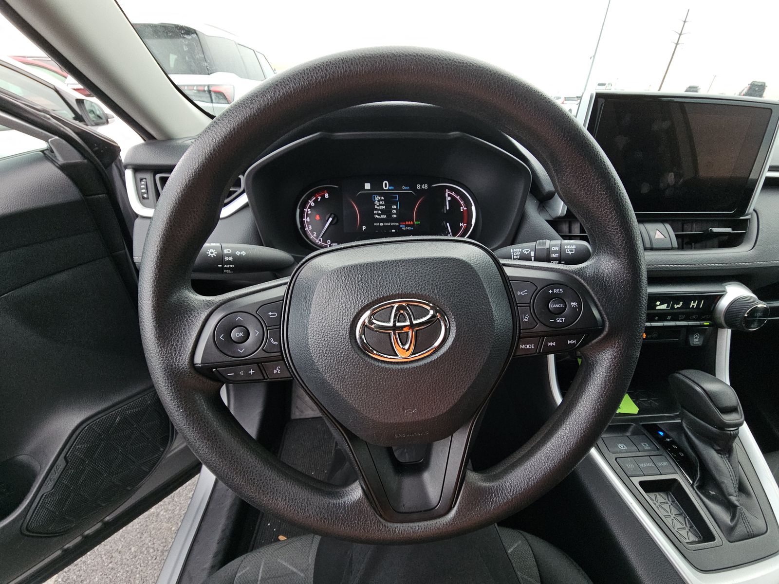 2024 Toyota RAV4 XLE FWD