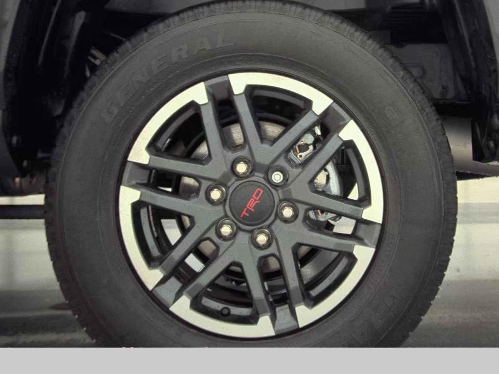 2024 Toyota Tacoma TRD Sport RWD