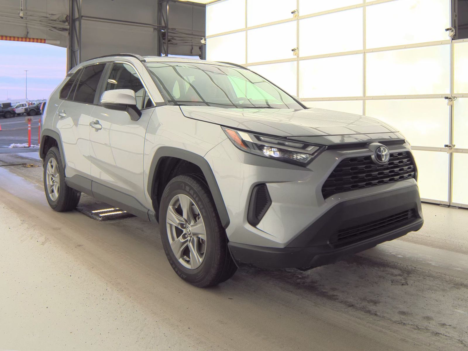 2024 Toyota RAV4 XLE FWD