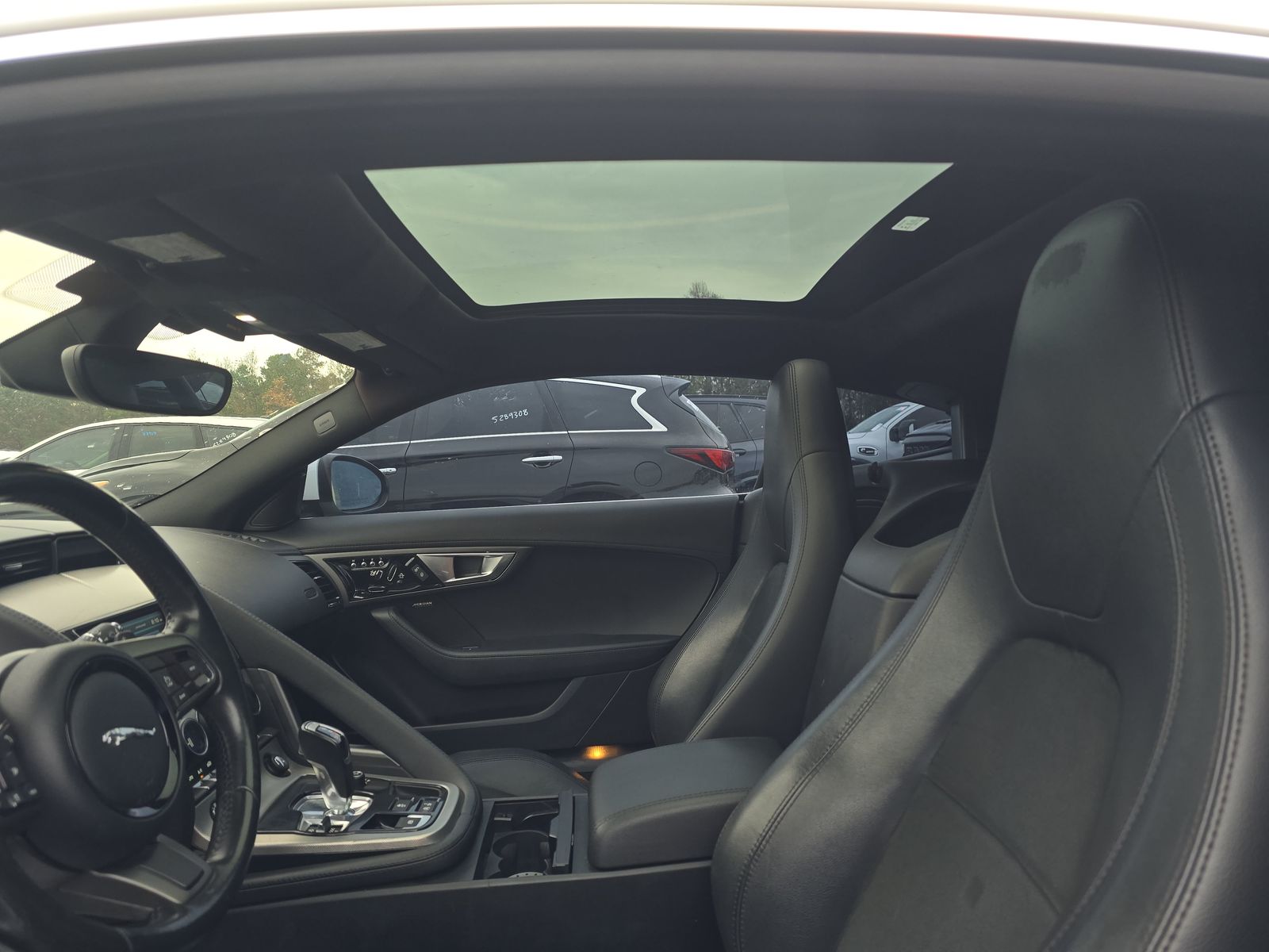 2017 Jaguar F-TYPE Premium RWD