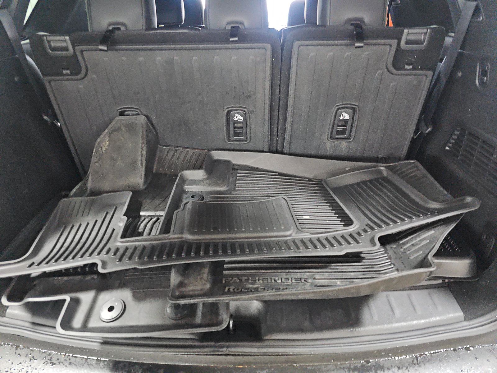 2024 Nissan Pathfinder Rock Creek AWD