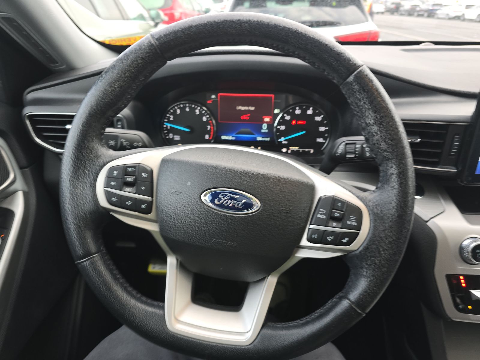 2022 Ford Explorer XLT AWD