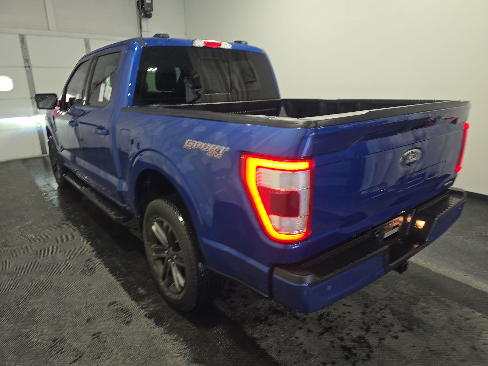 2023 Ford F-150 Lariat AWD