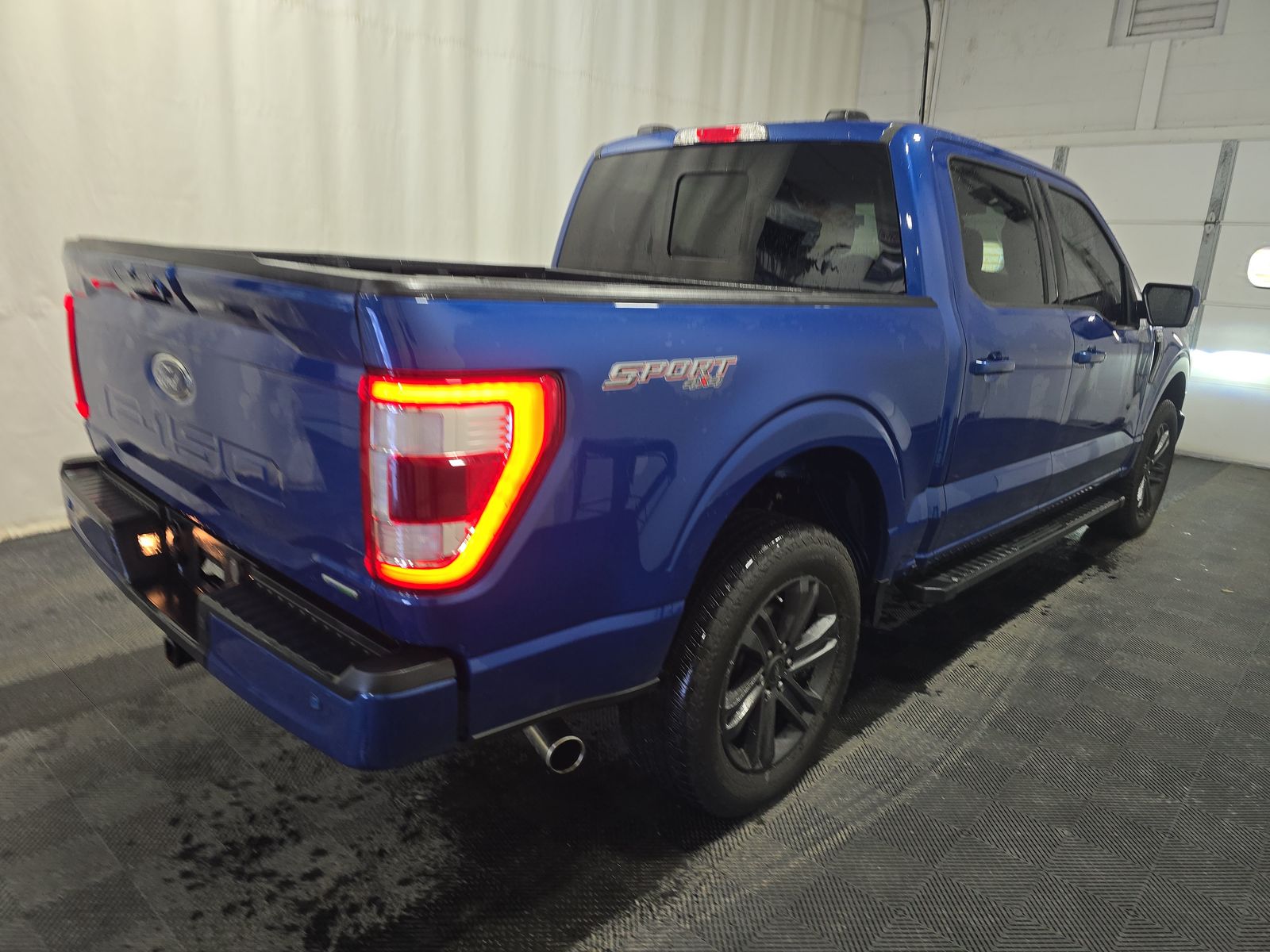2023 Ford F-150 Lariat AWD