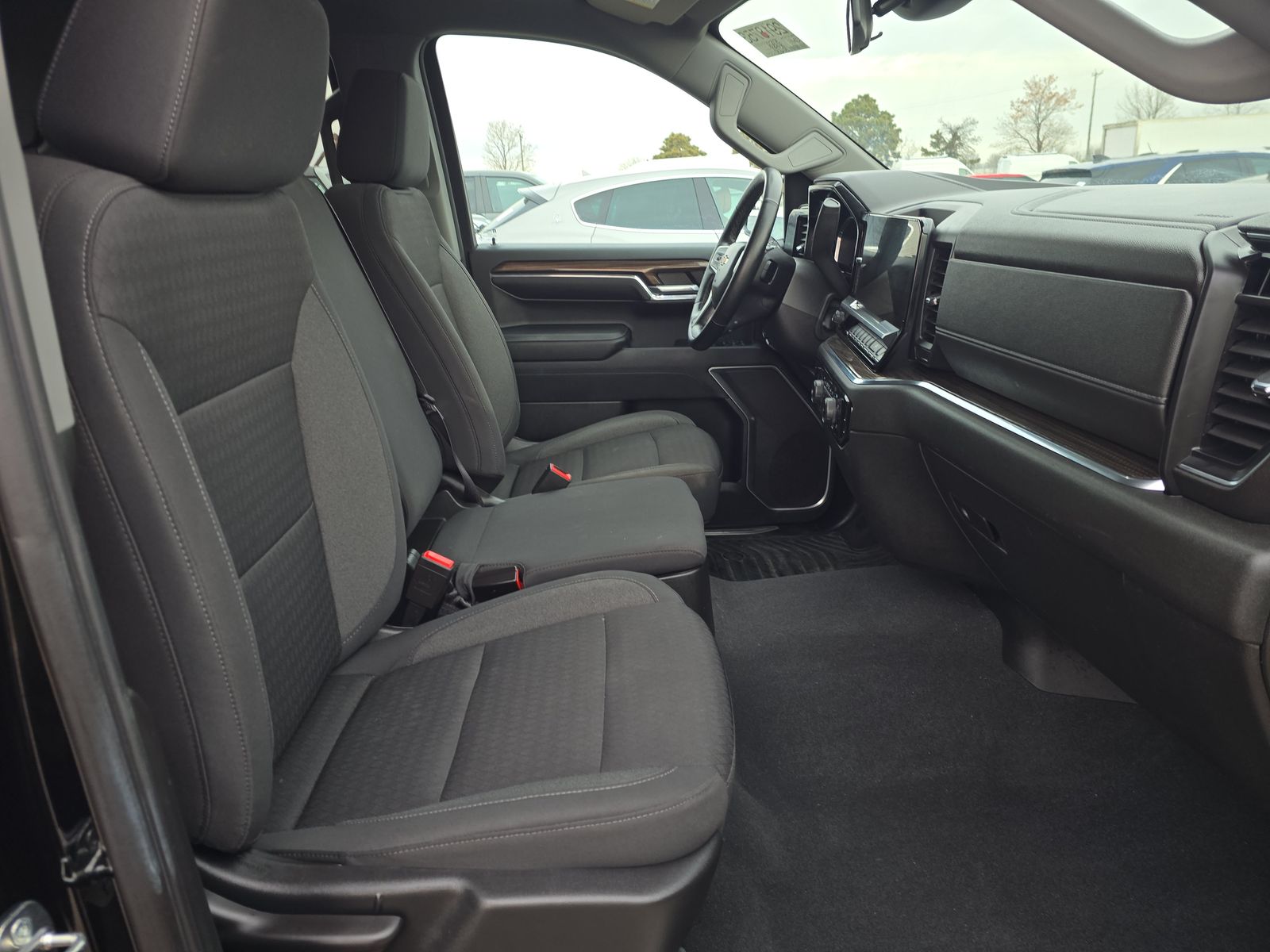 2023 Chevrolet Silverado 1500 LT AWD