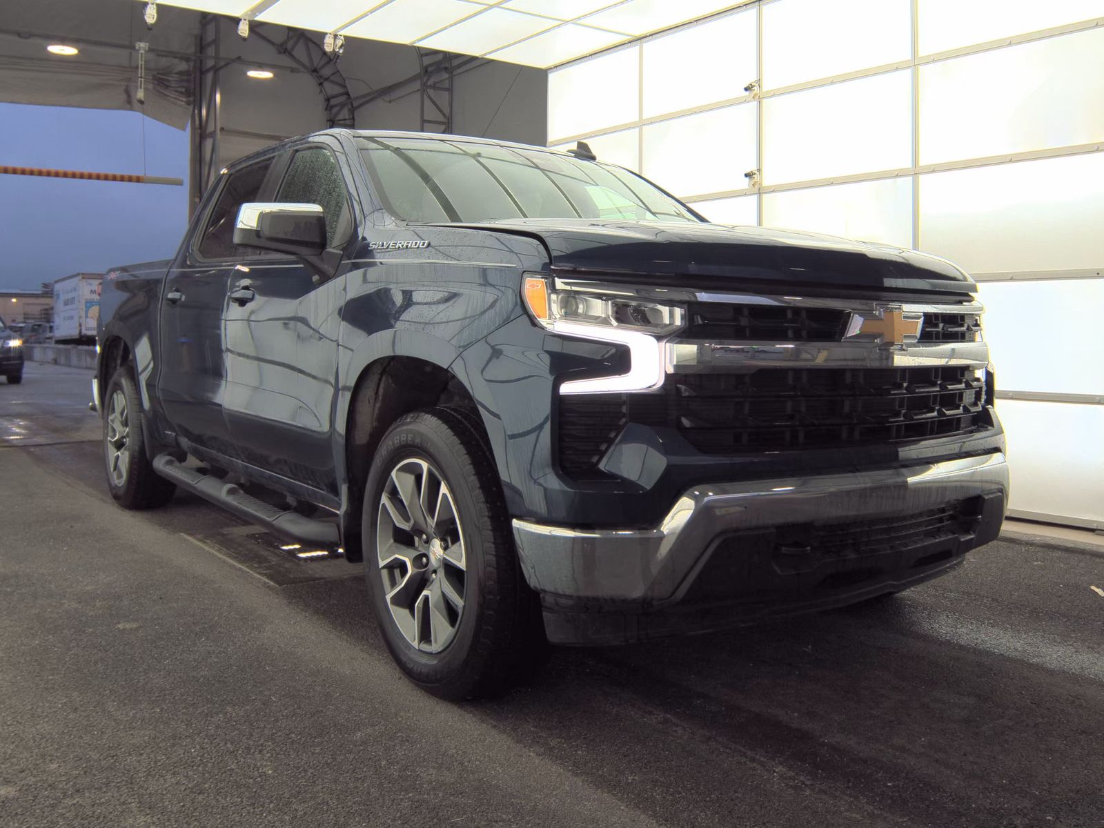 2023 Chevrolet Silverado 1500 LT AWD