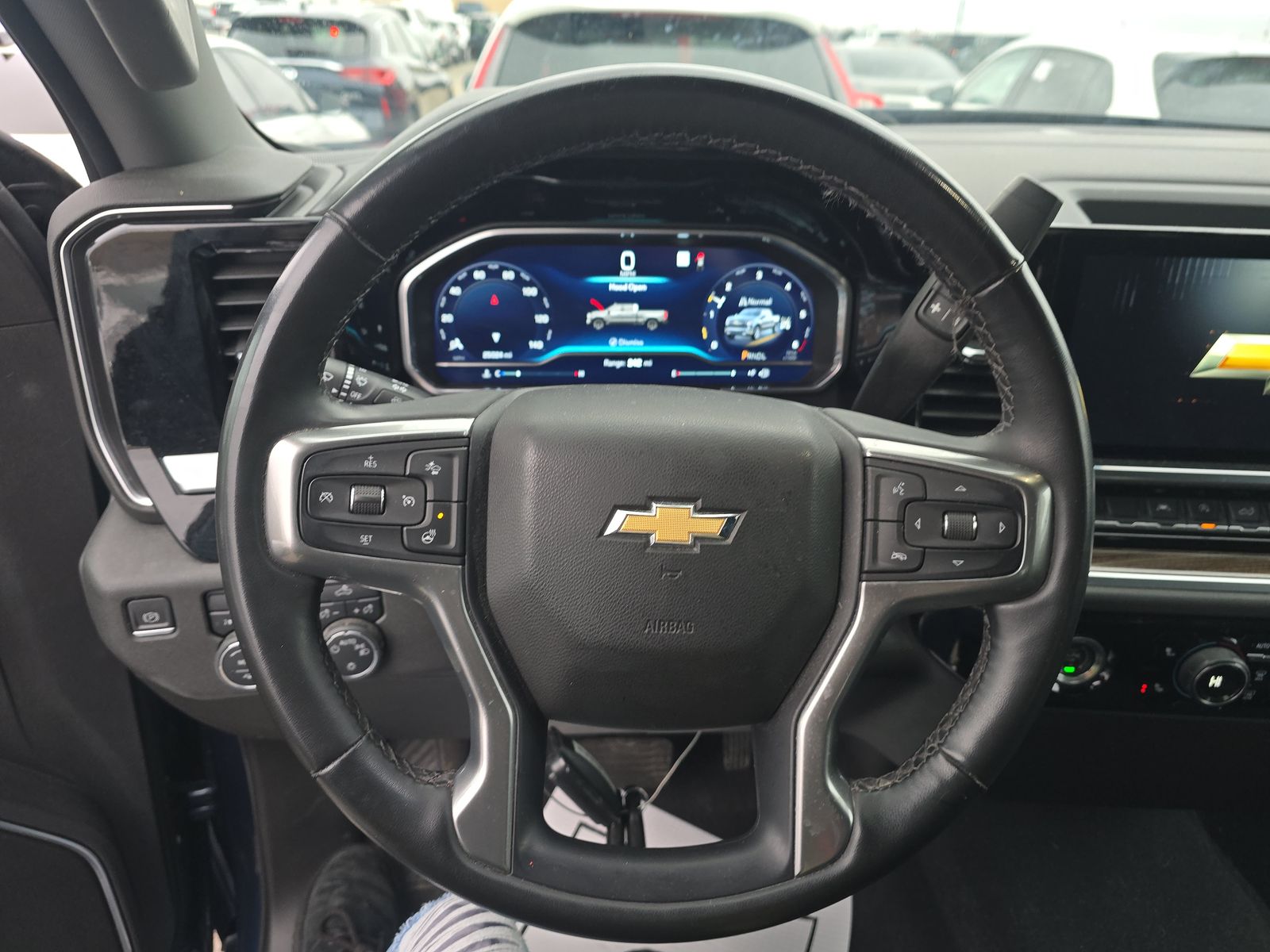 2023 Chevrolet Silverado 1500 LT AWD