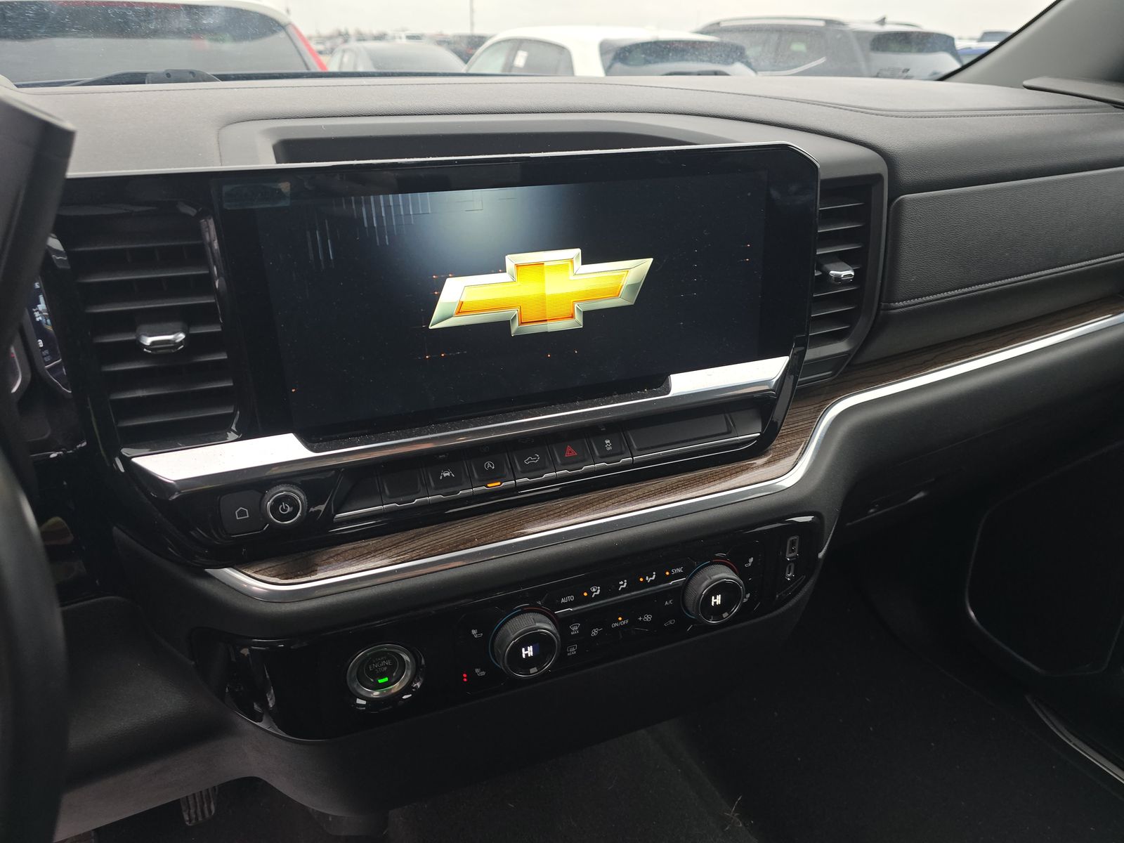 2023 Chevrolet Silverado 1500 LT AWD