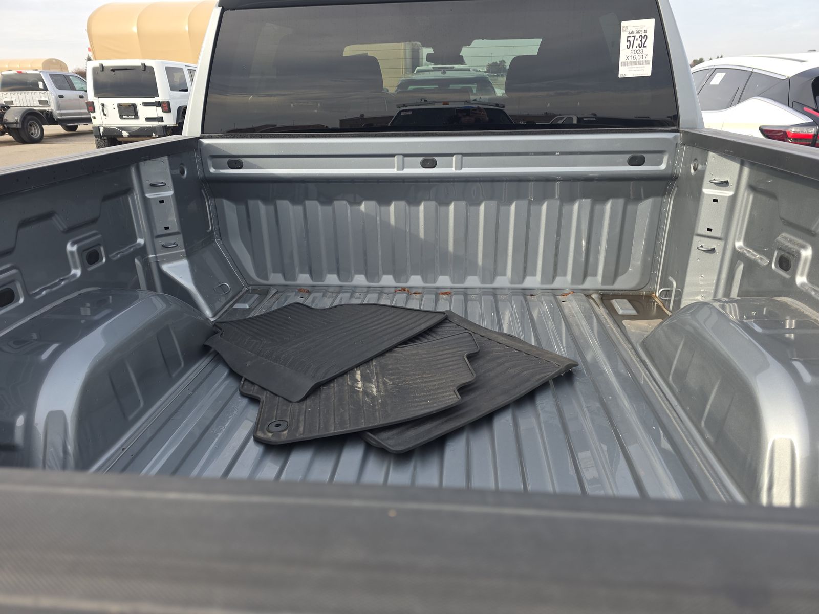 2023 Chevrolet Silverado 1500 LT AWD