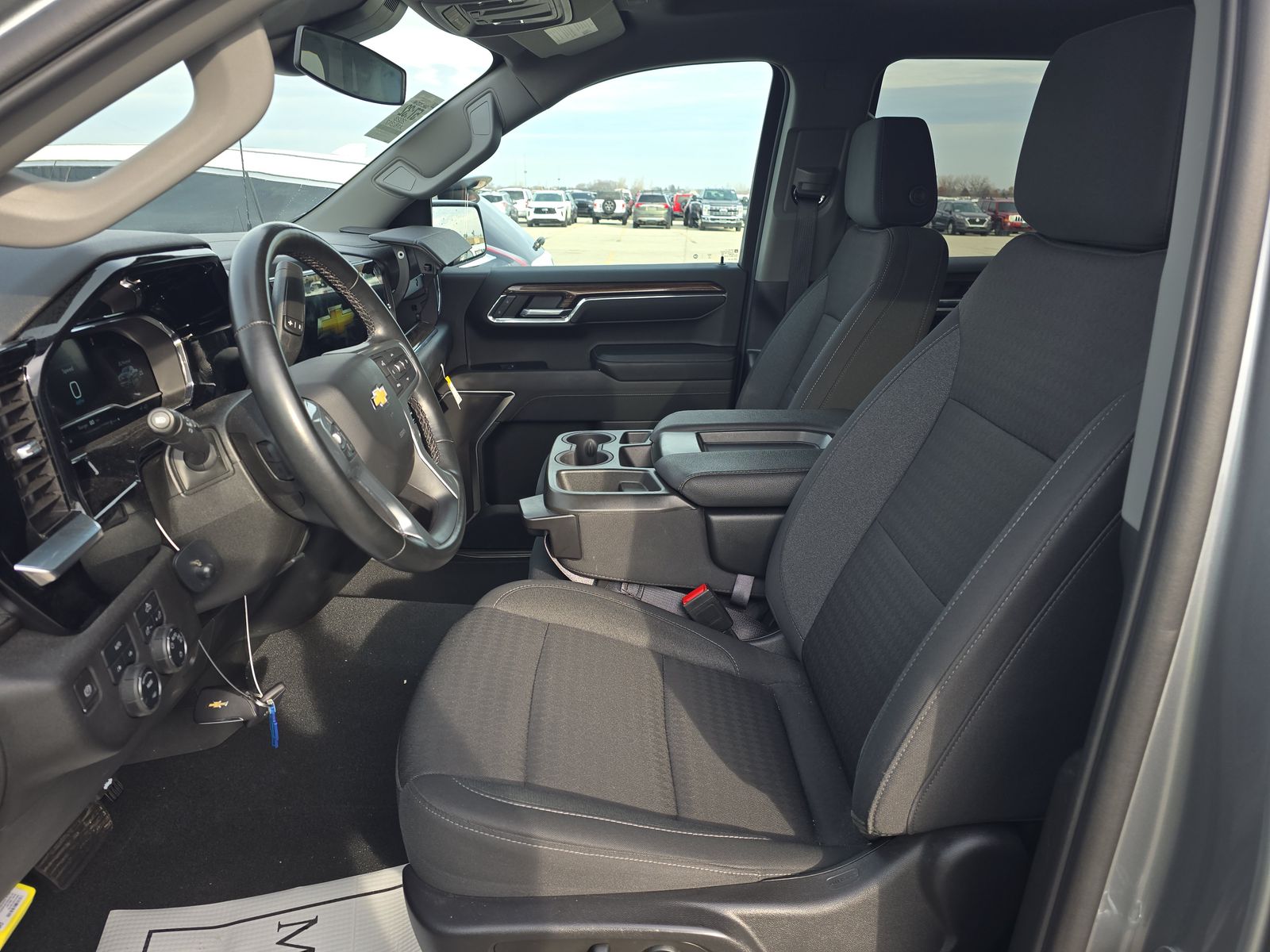 2023 Chevrolet Silverado 1500 LT AWD