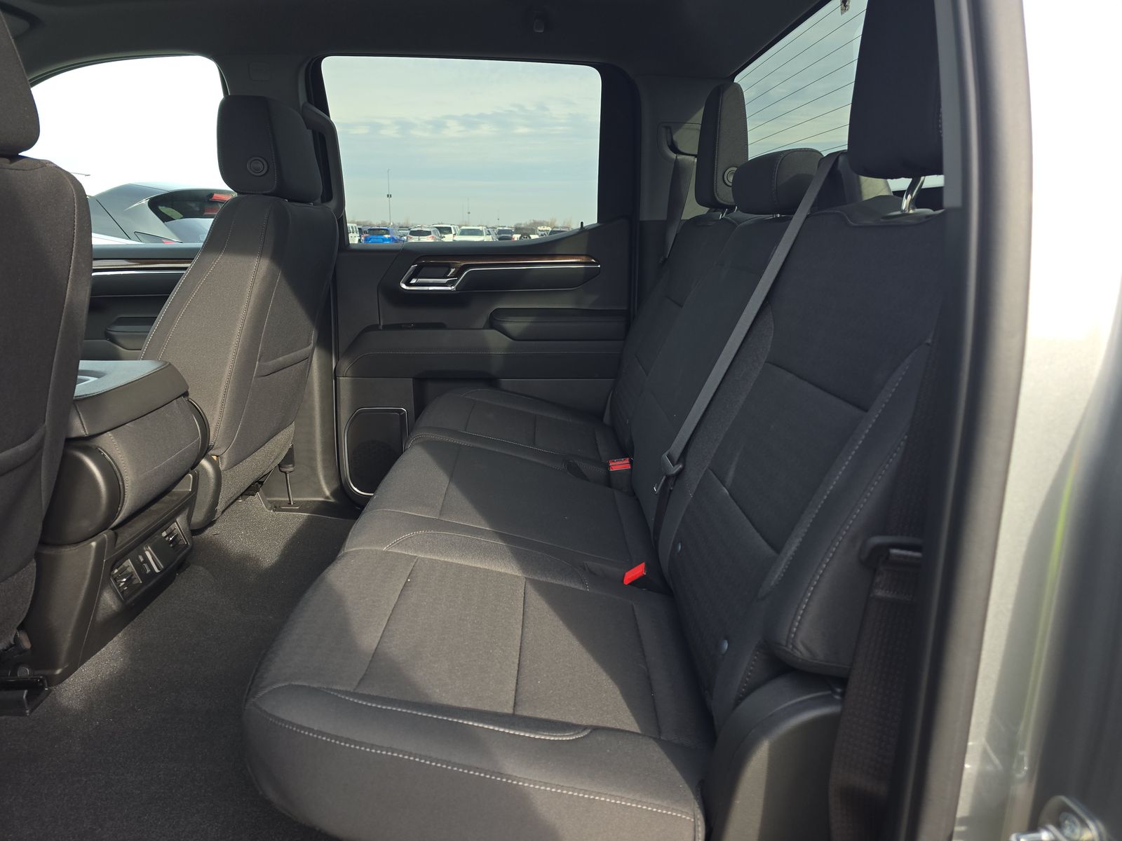 2023 Chevrolet Silverado 1500 LT AWD