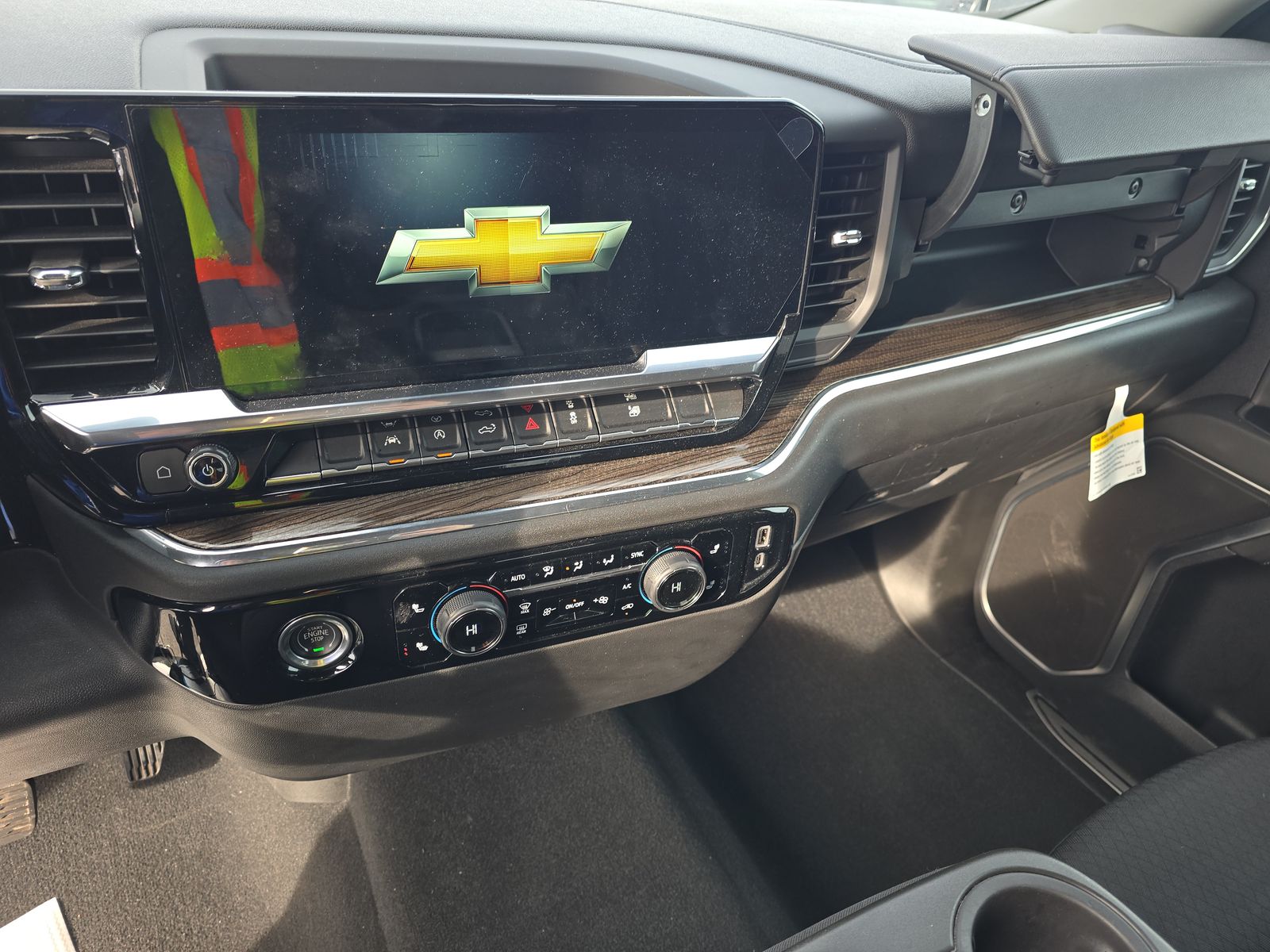 2023 Chevrolet Silverado 1500 LT AWD