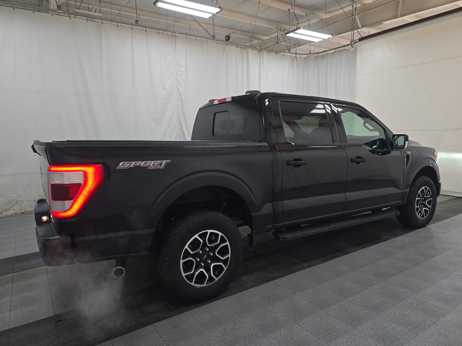 2023 Ford F-150 Lariat AWD