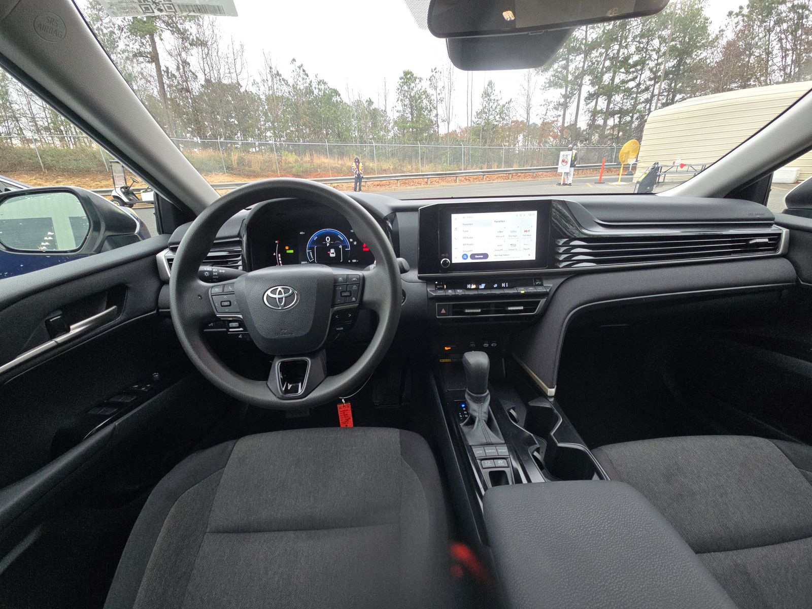 2025 Toyota Camry LE FWD