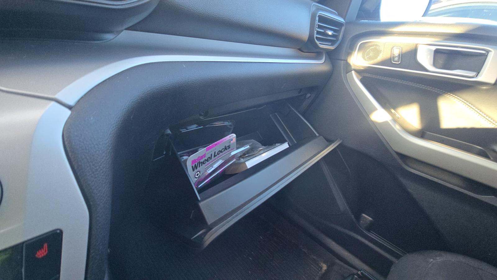 2023 Ford Explorer XLT AWD