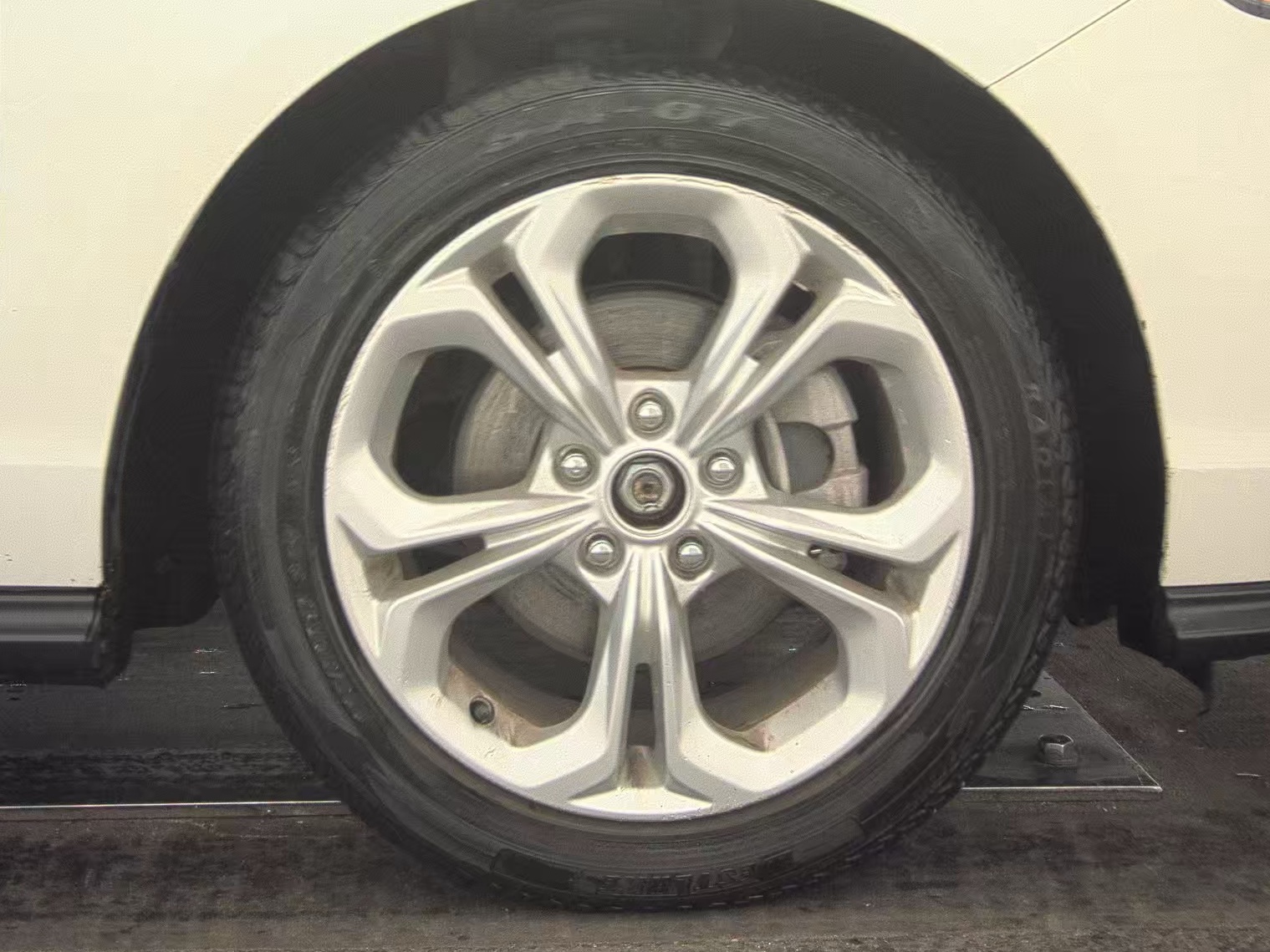 2023 Honda Accord LX FWD