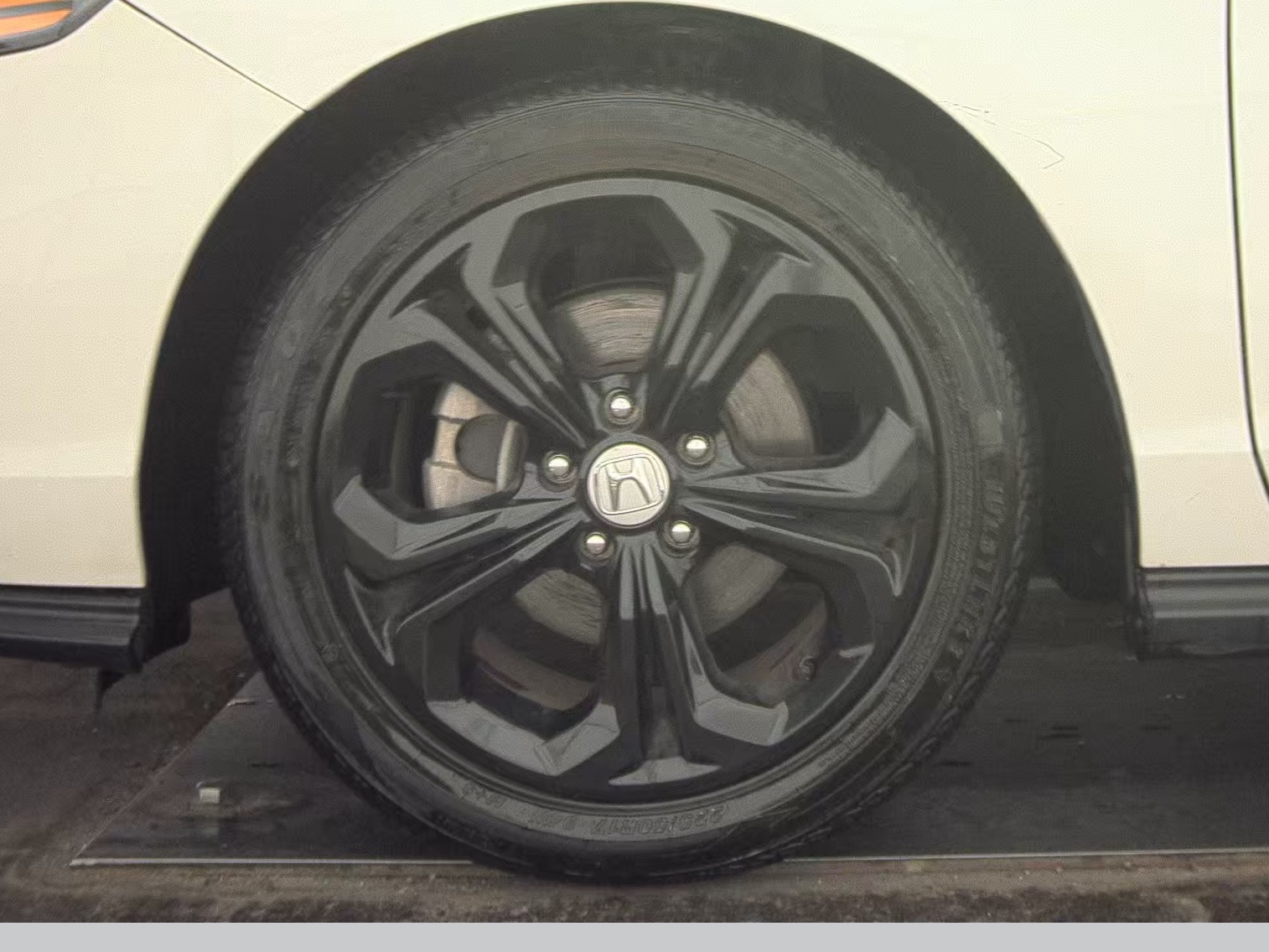 2023 Honda Accord LX FWD