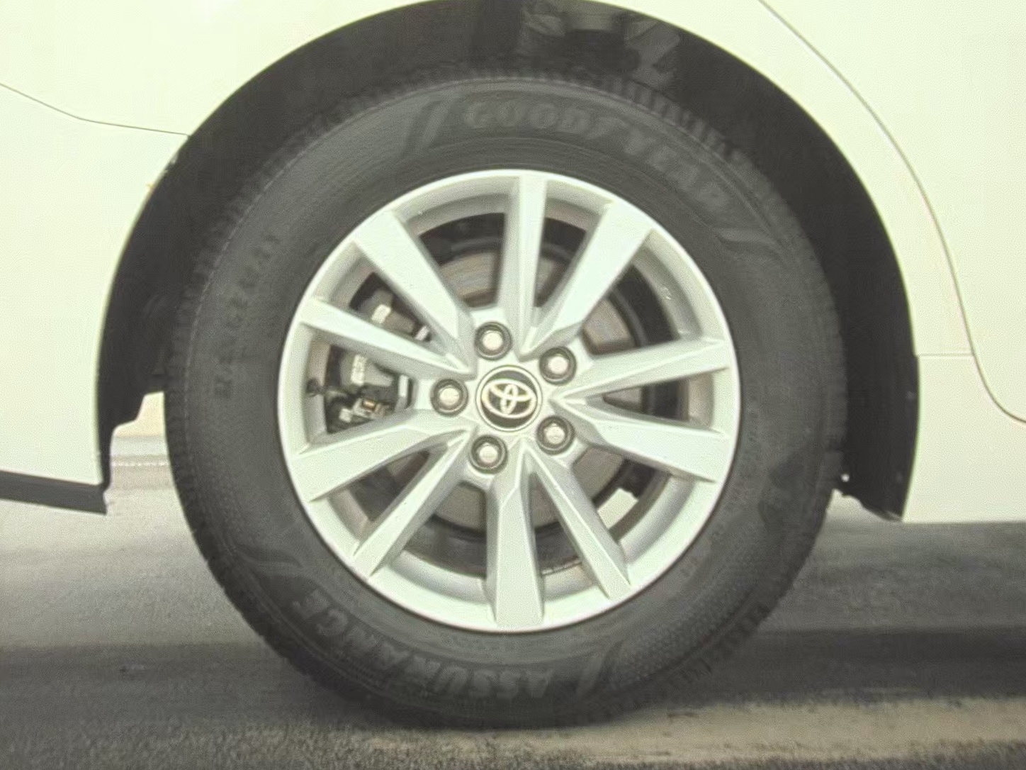 2025 Toyota Camry LE FWD