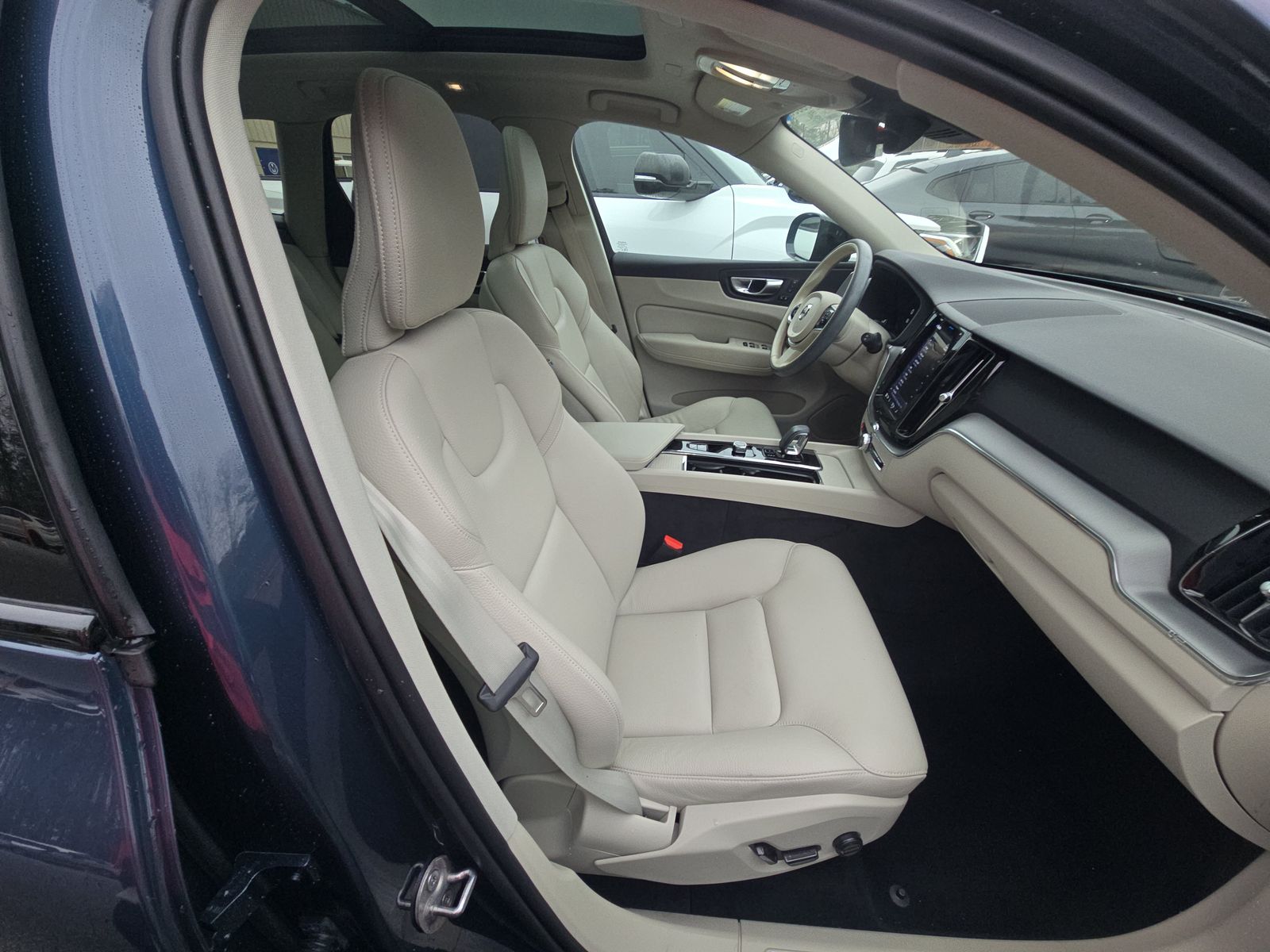 2024 Volvo XC60 B5 Core AWD