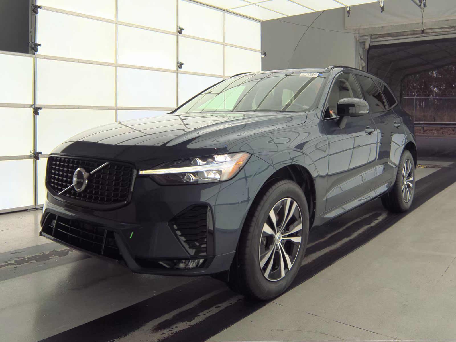 2024 Volvo XC60 B5 Core AWD