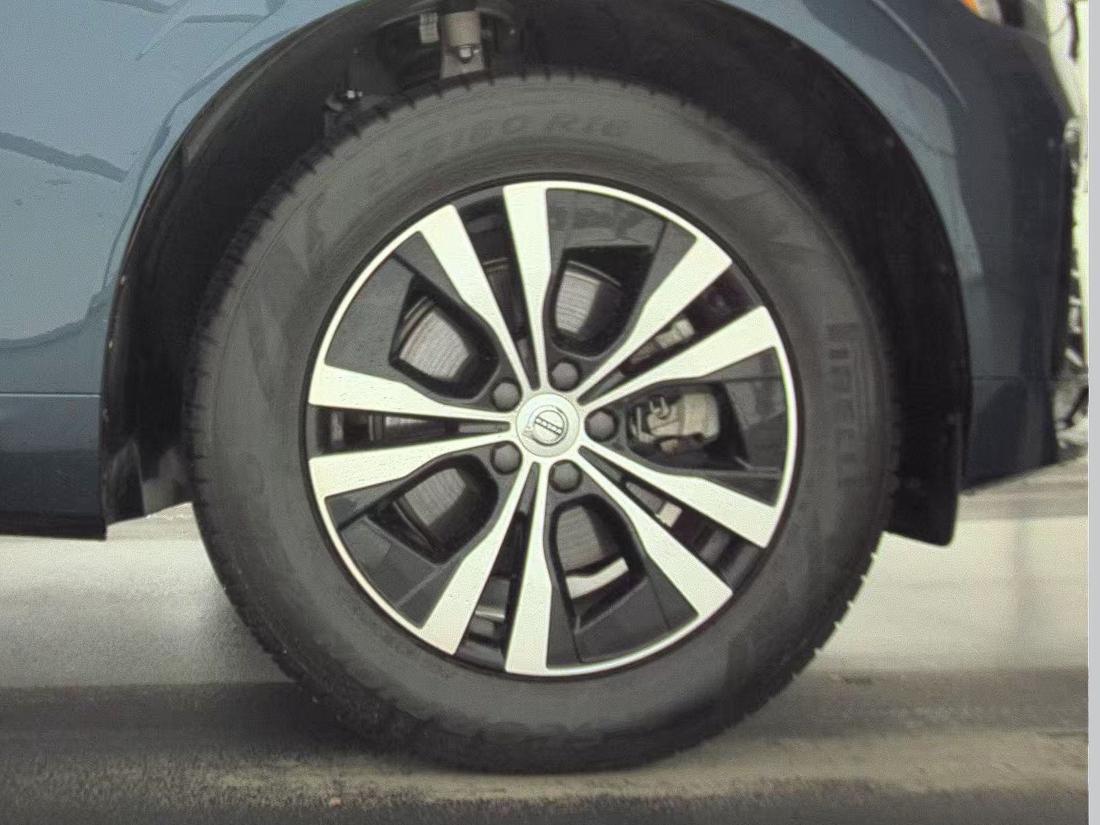 2024 Volvo XC60 B5 Core AWD