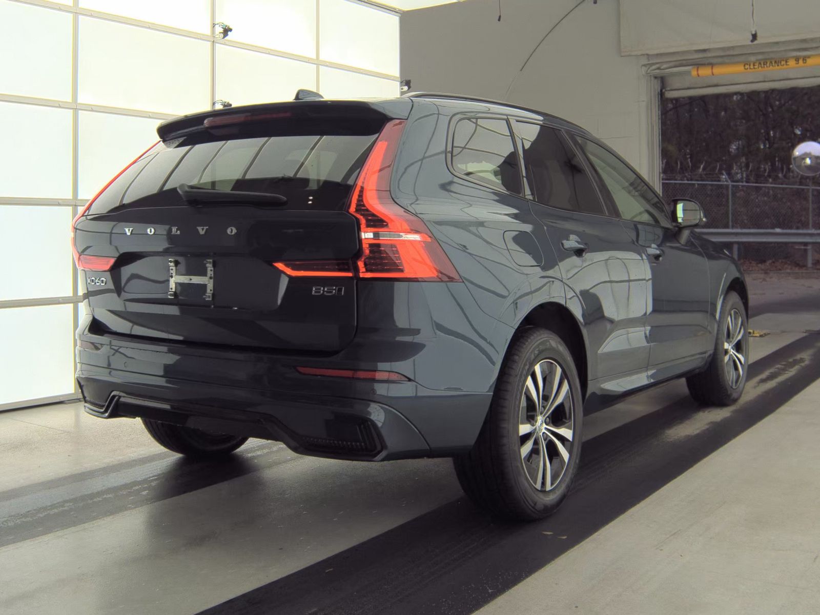 2024 Volvo XC60 B5 Core AWD