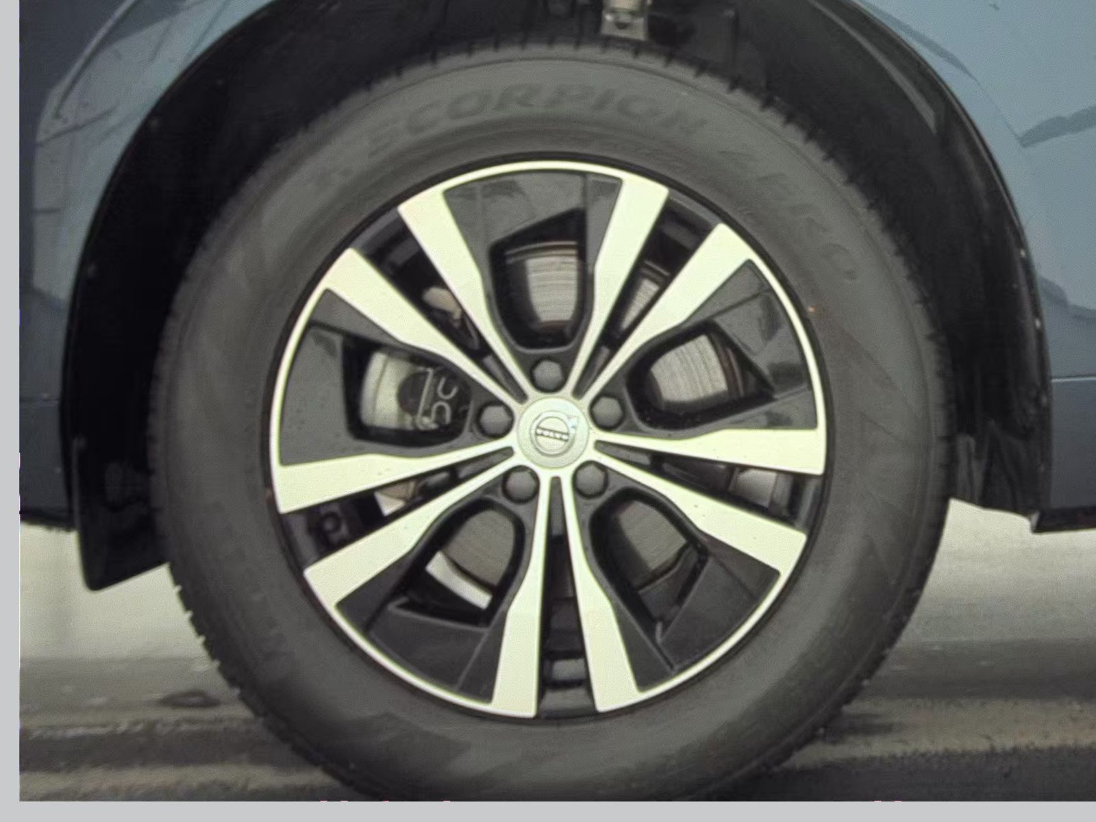 2024 Volvo XC60 B5 Core AWD