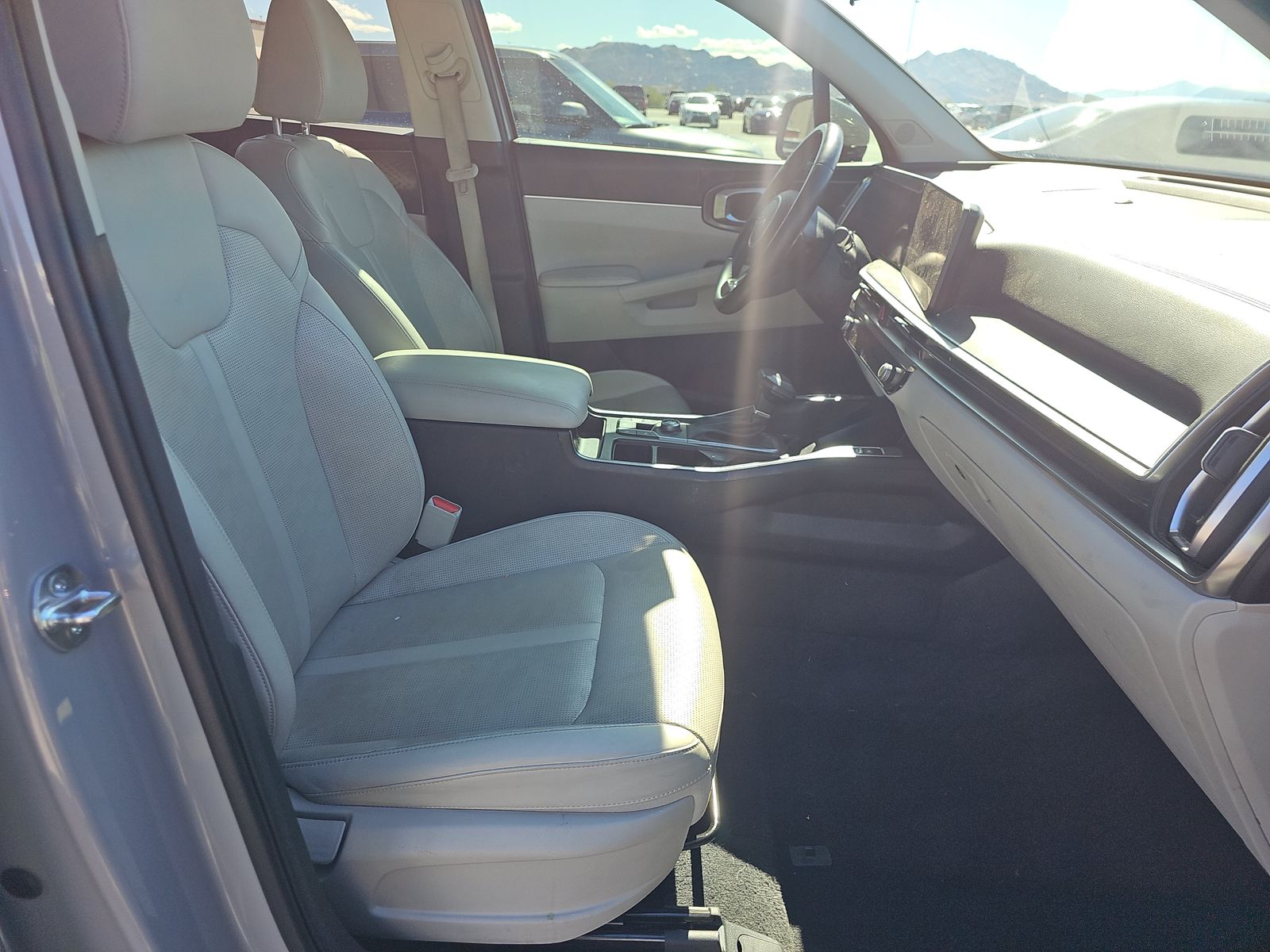 2024 Kia Sorento S FWD