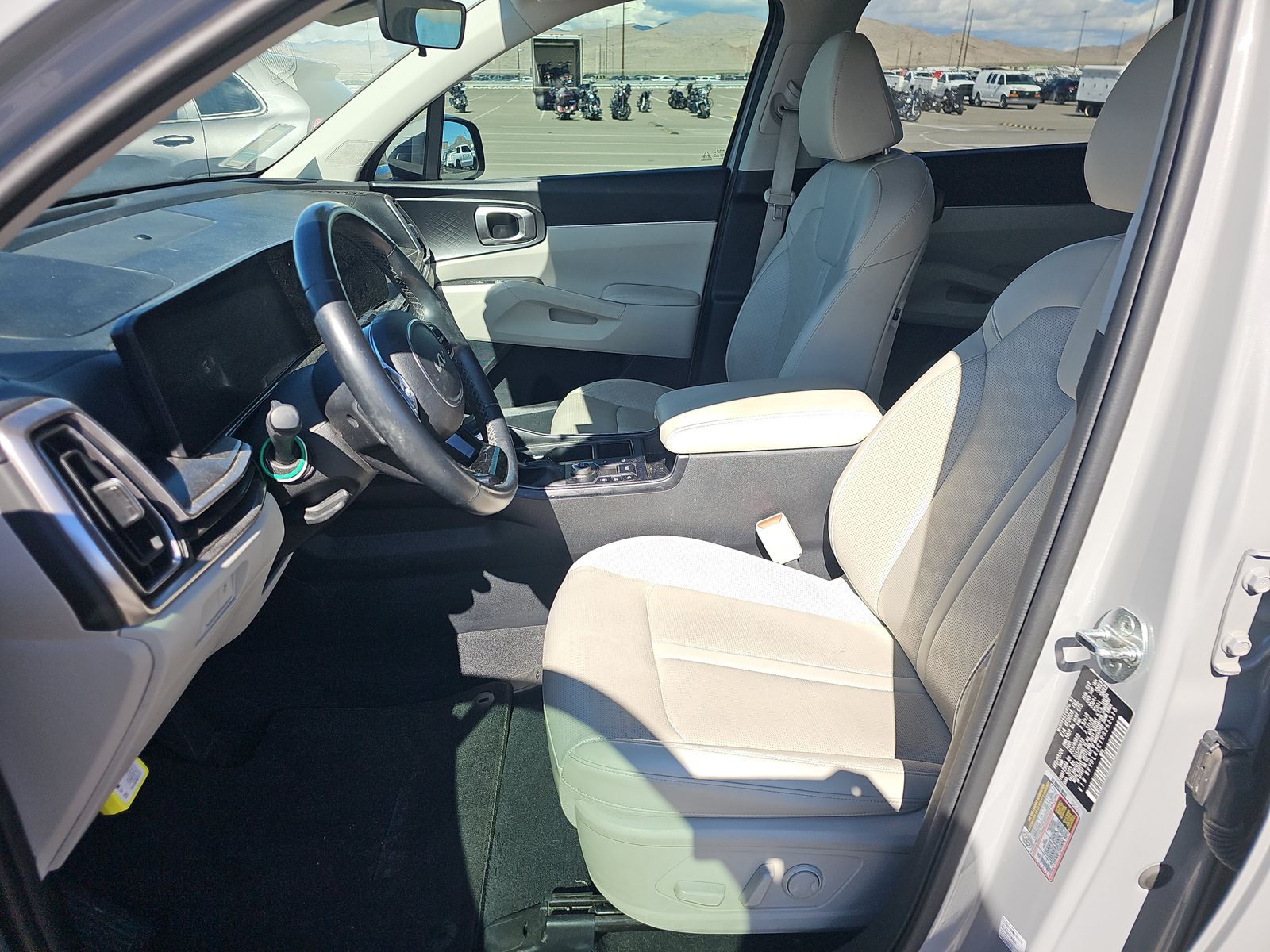 2024 Kia Sorento S FWD