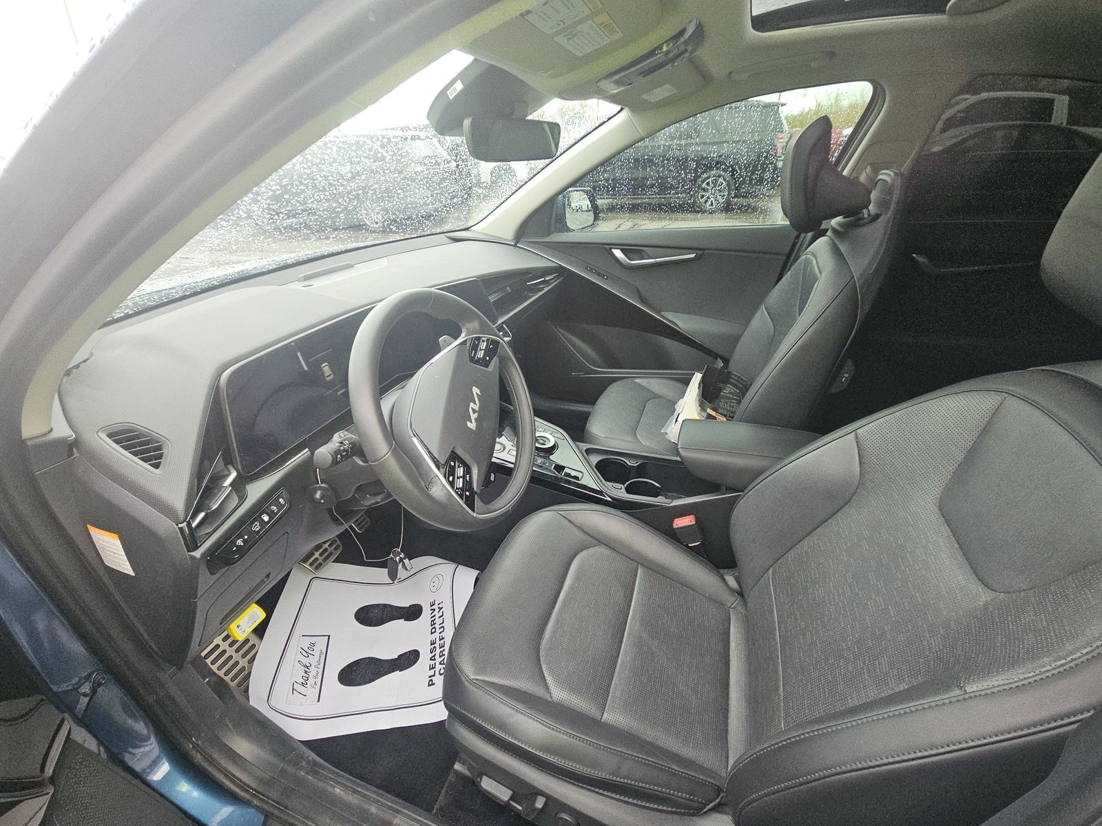 2023 Kia Niro PHEV SX Touring FWD