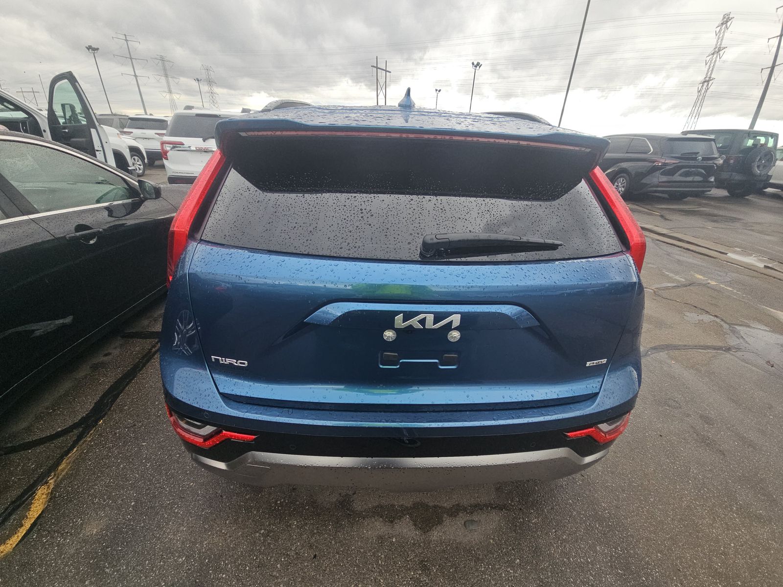 2023 Kia Niro PHEV SX Touring FWD