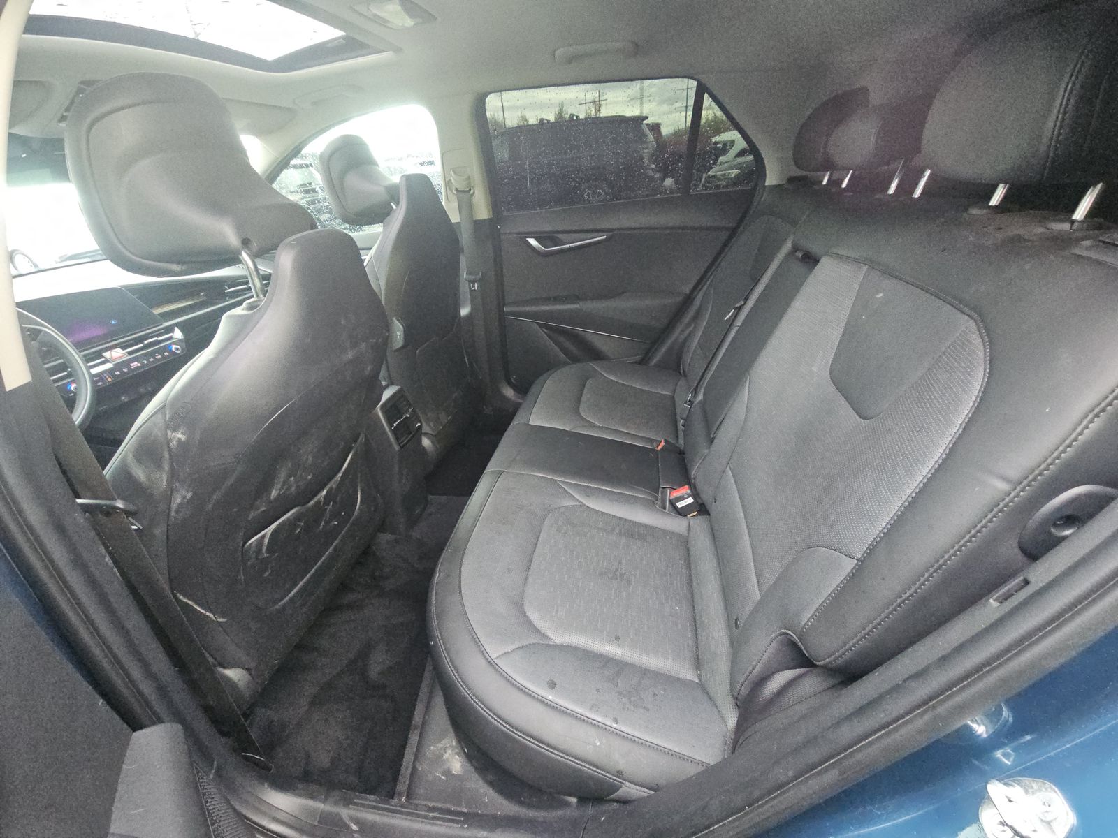 2023 Kia Niro PHEV SX Touring FWD