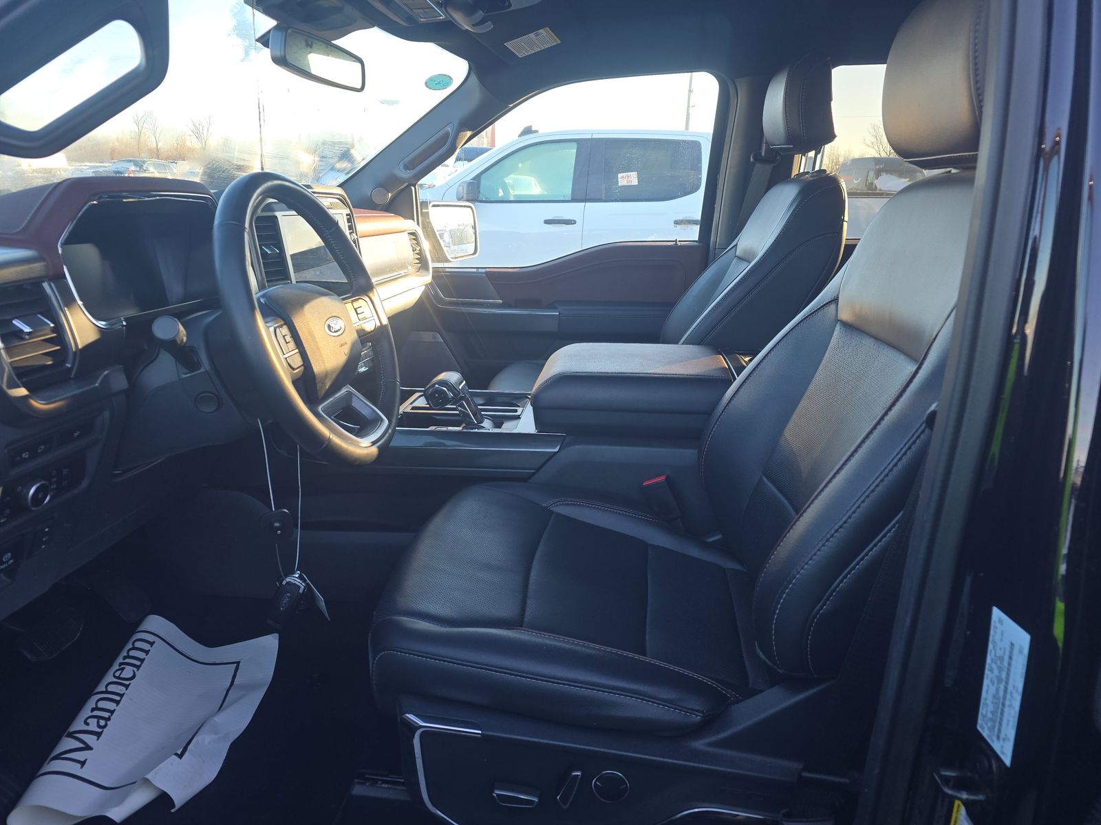 2023 Ford F-150 Hybrid Lariat AWD