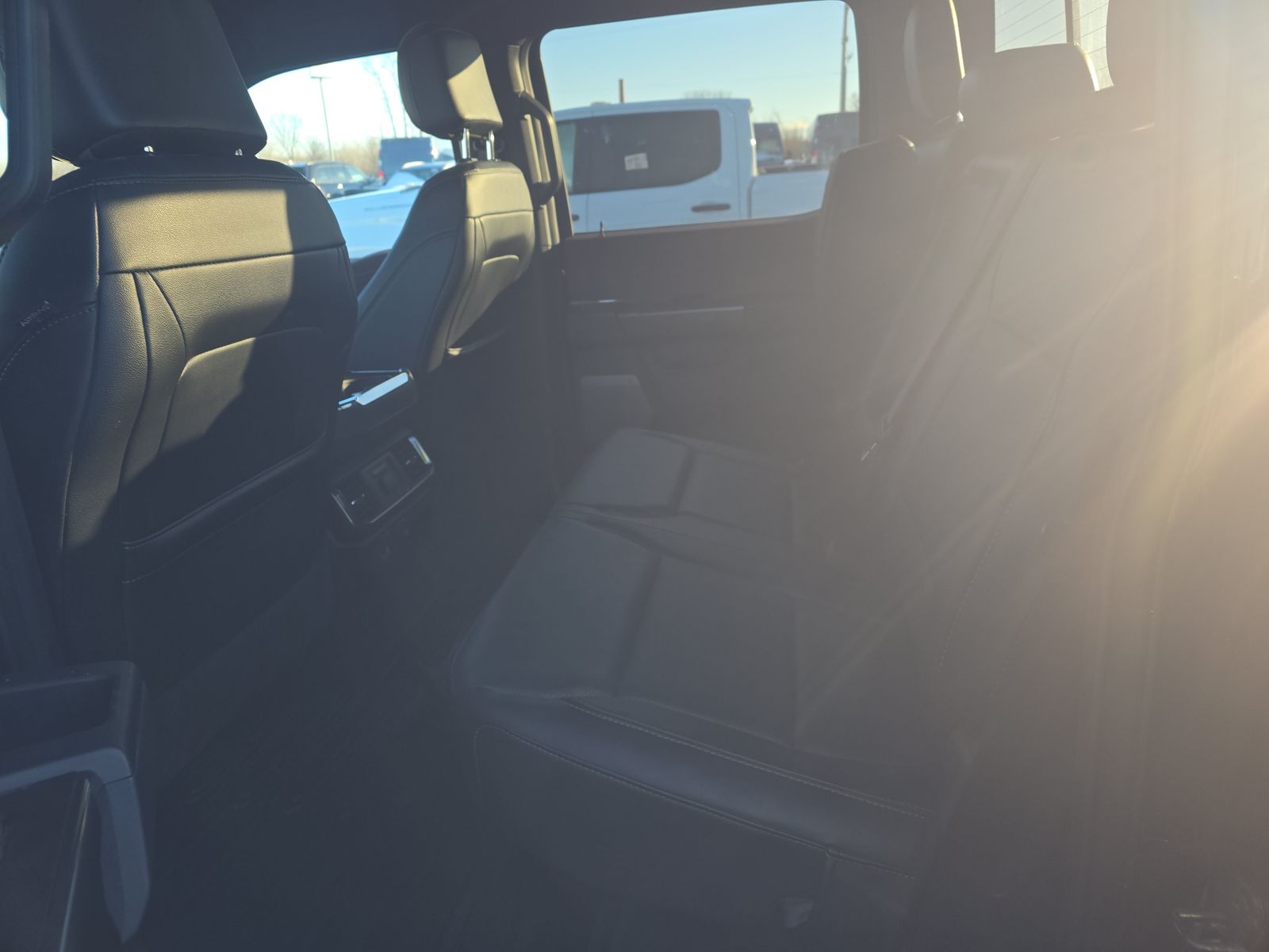 2023 Ford F-150 Hybrid Lariat AWD