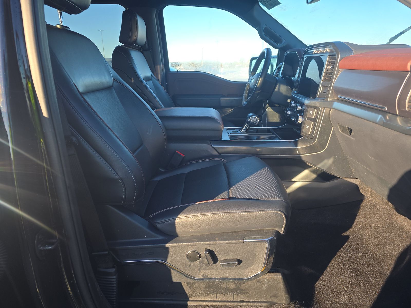 2023 Ford F-150 Hybrid Lariat AWD