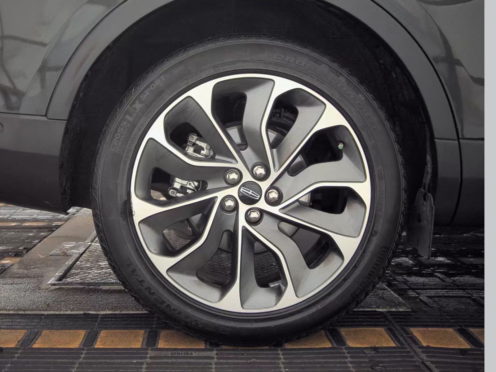 2022 Lincoln Nautilus Reserve FWD