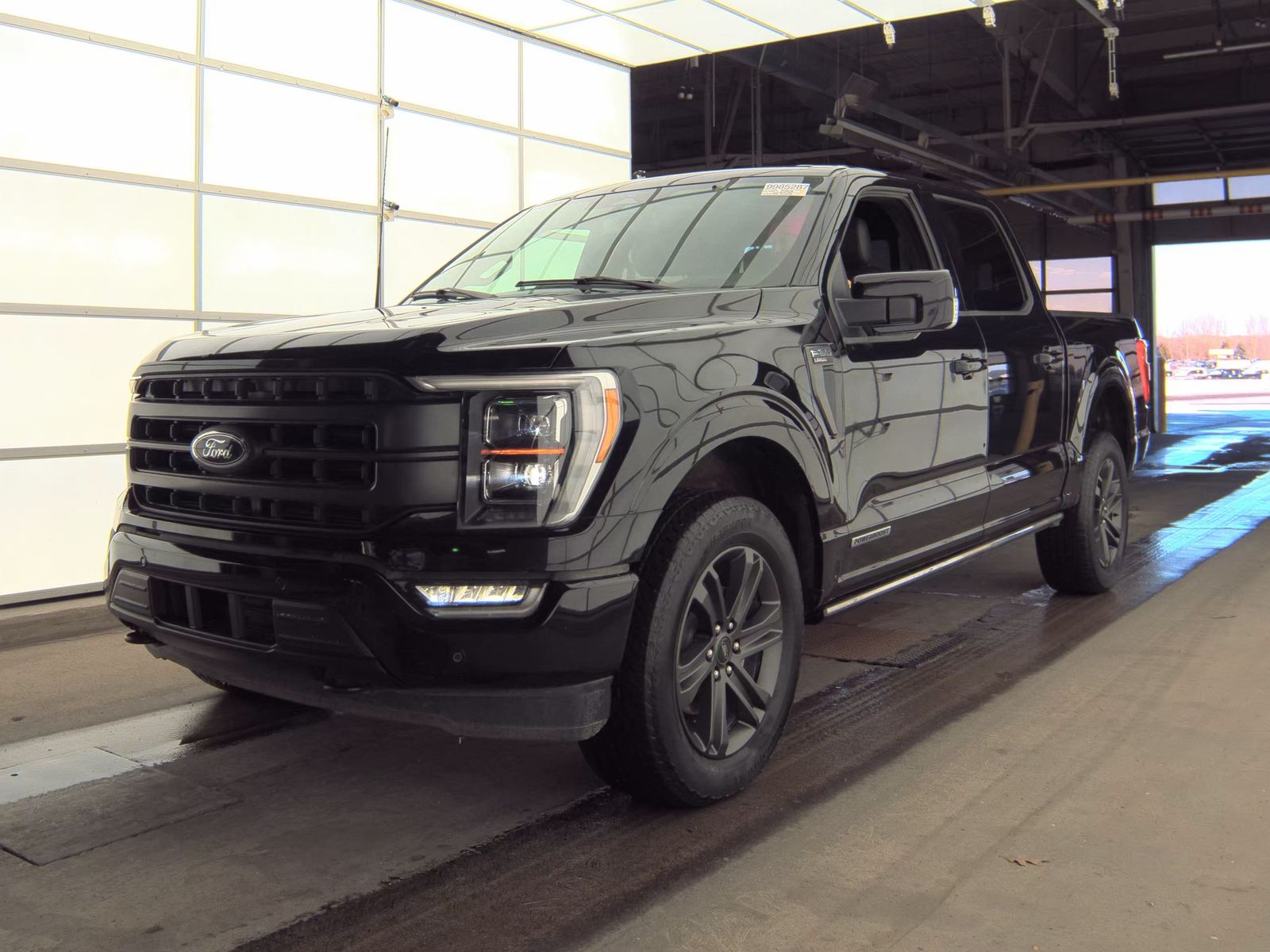 2023 Ford F-150 Hybrid Lariat AWD