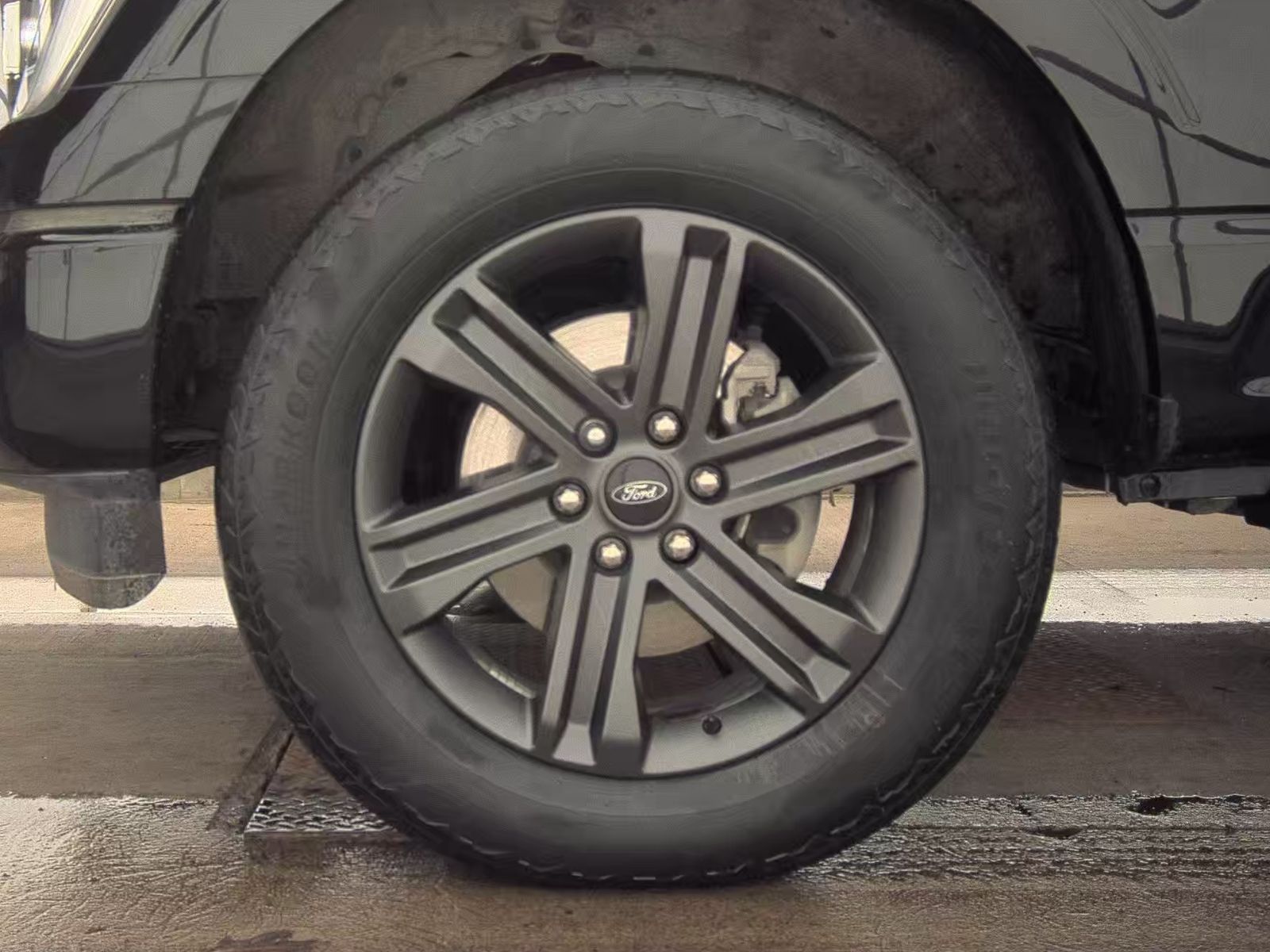 2023 Ford F-150 Hybrid Lariat AWD