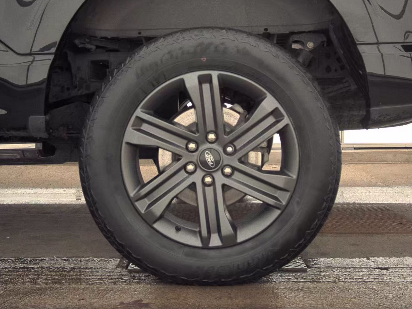 2023 Ford F-150 Hybrid Lariat AWD