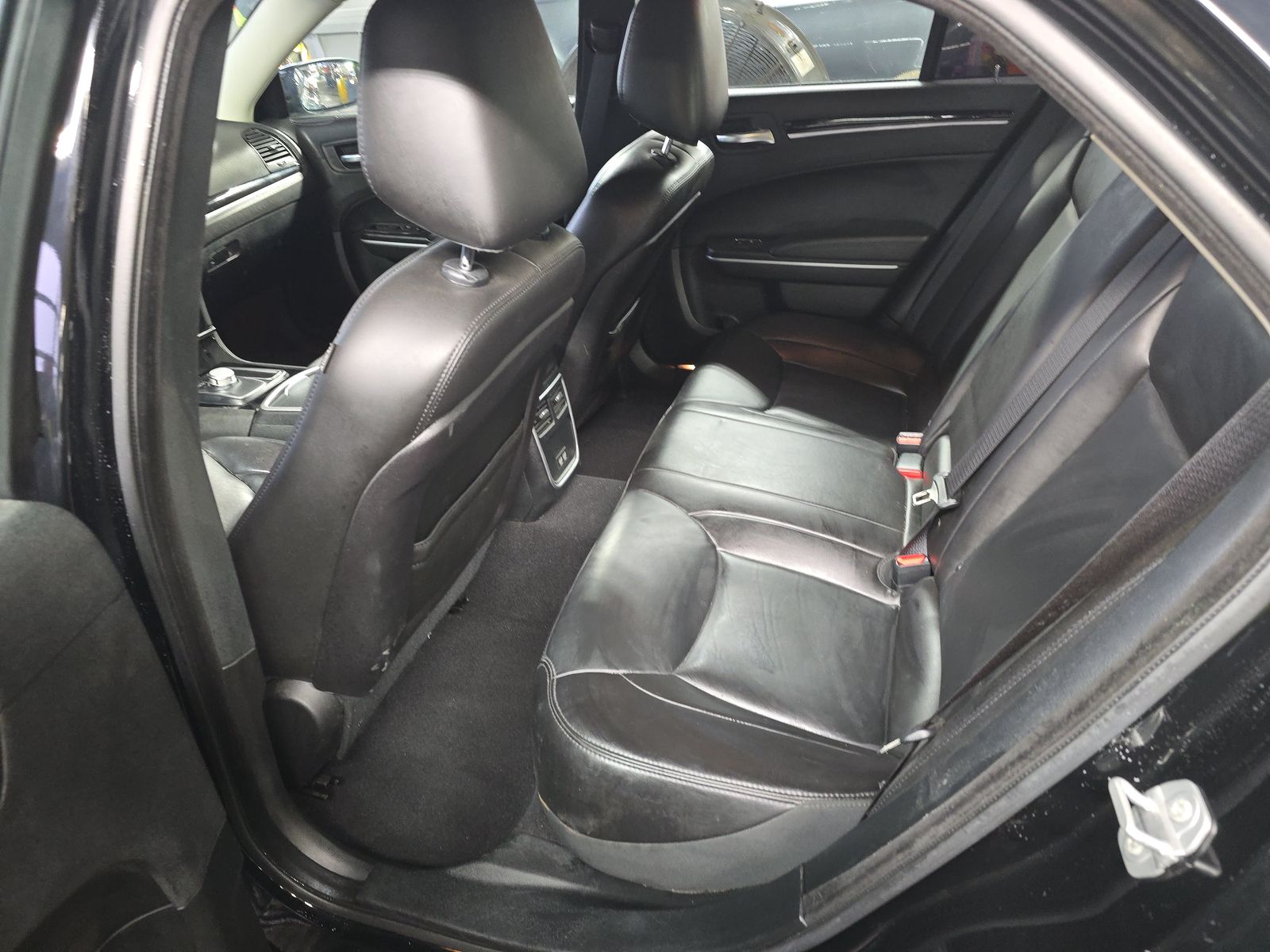 2023 Chrysler 300 Touring L RWD