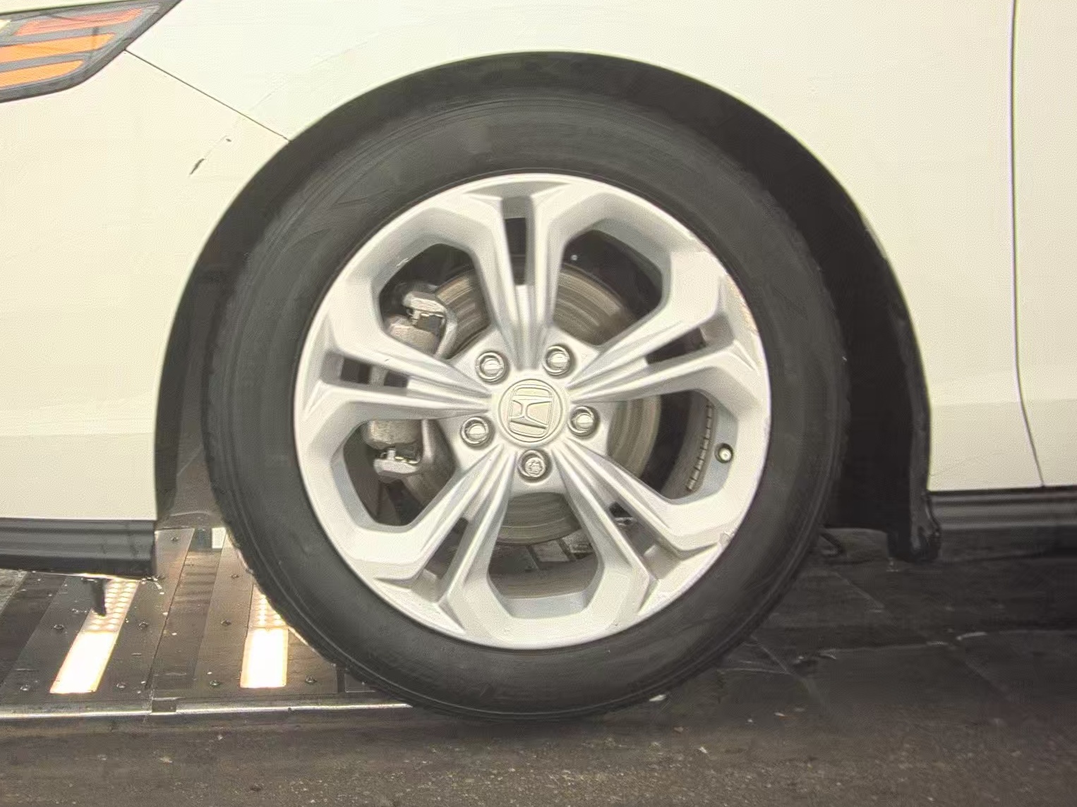 2023 Honda Accord LX FWD