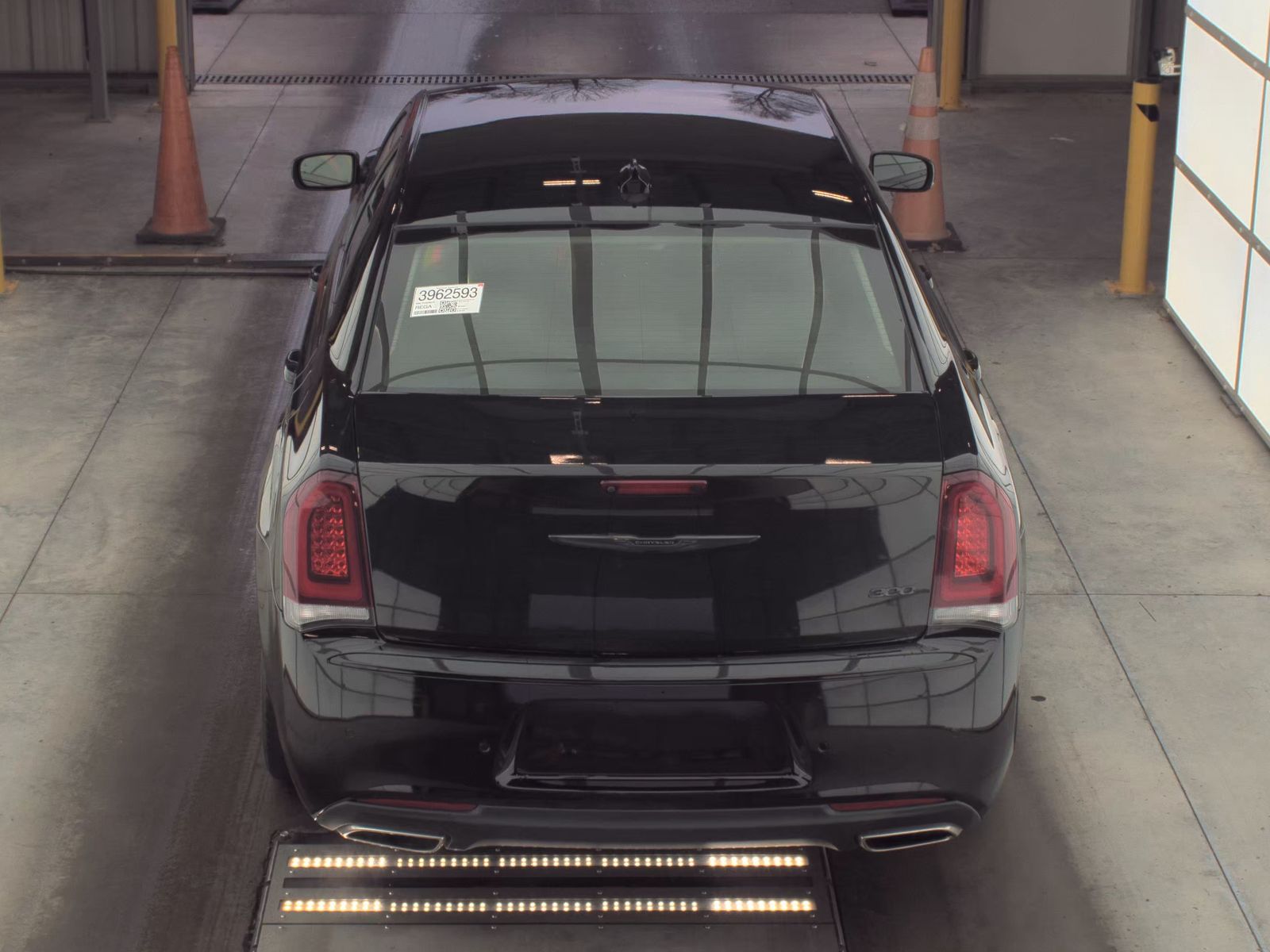 2023 Chrysler 300 Touring L RWD