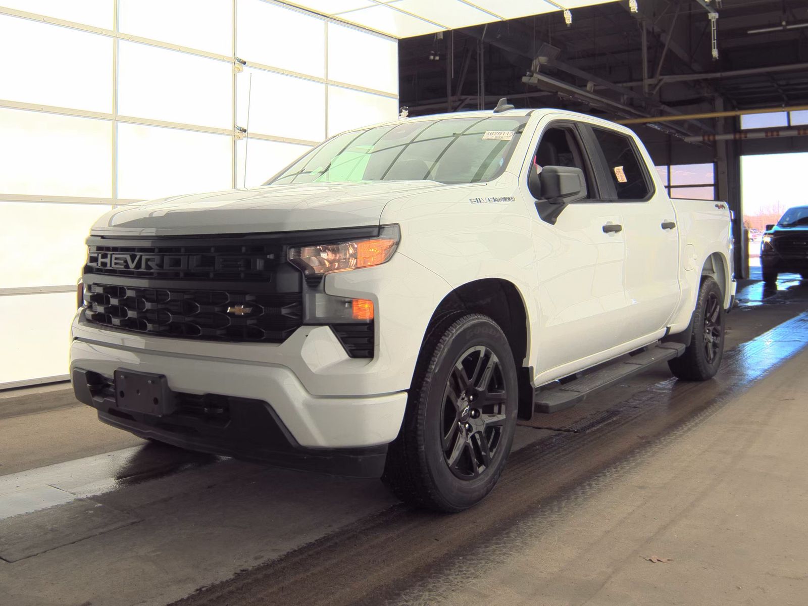 2022 Chevrolet Silverado 1500 Custom AWD