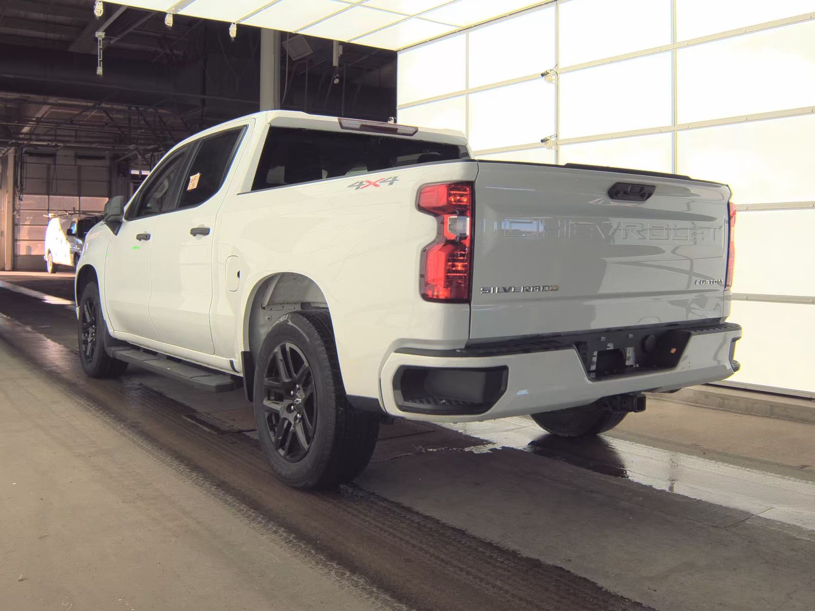 2022 Chevrolet Silverado 1500 Custom AWD