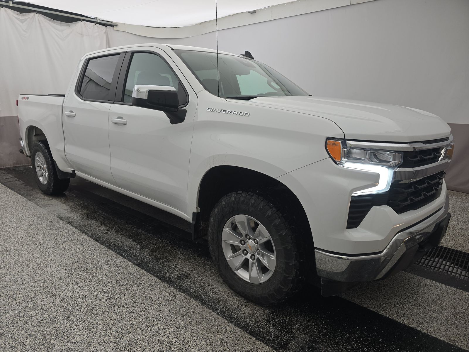 2025 Chevrolet Silverado 1500 LT AWD